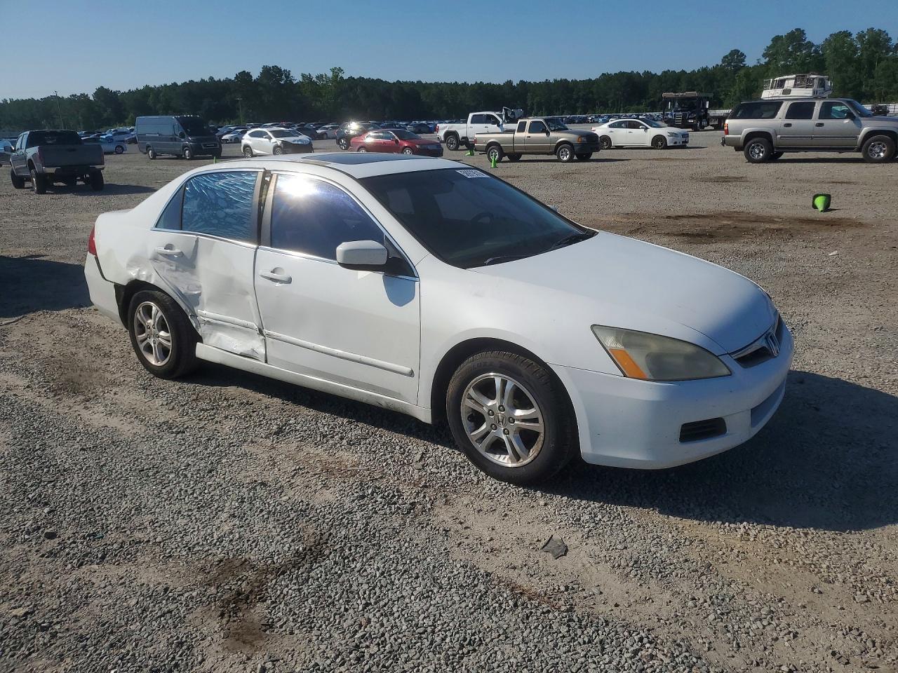2007 Honda Accord Ex Белый vin: 1HGCM56727A164407