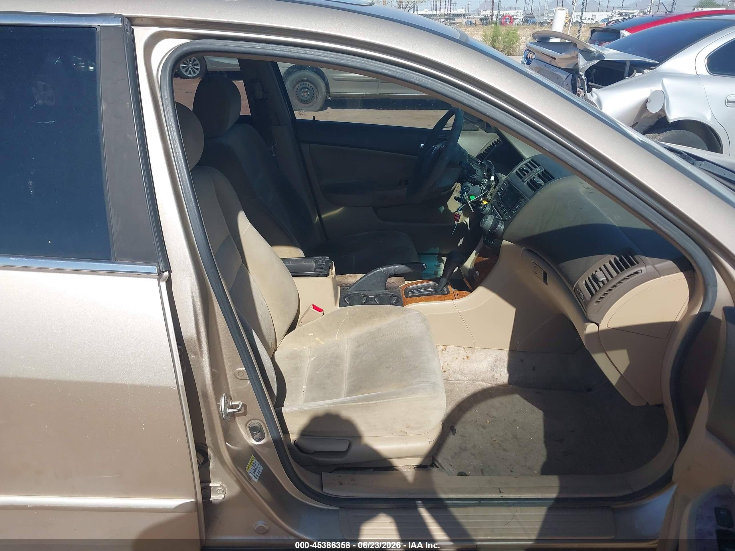 2005 Honda Accord 2.4 Ex Champagne vin: 1HGCM56735A005232