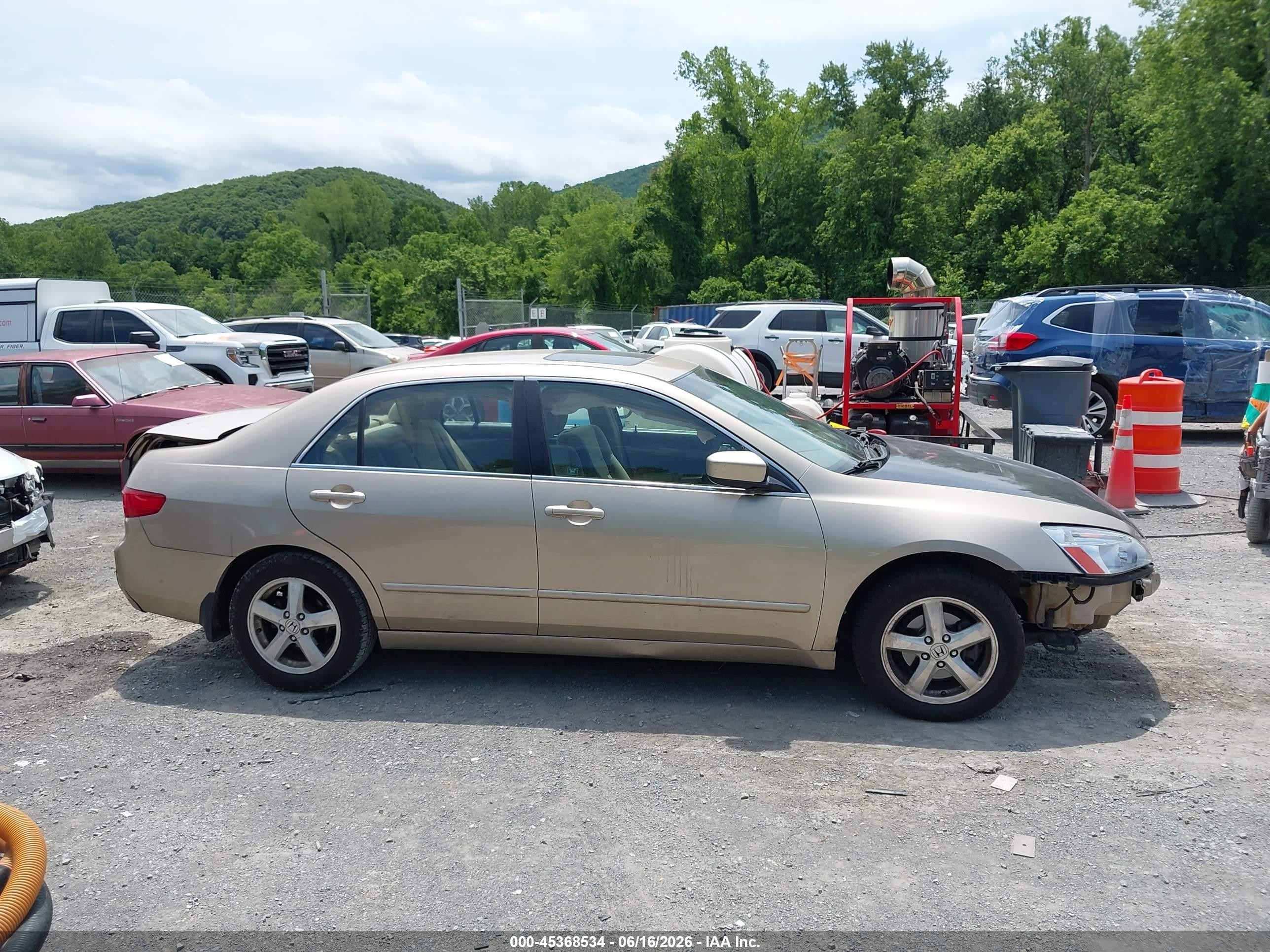 2005 Honda Accord 2.4 Ex Beige vin: 1HGCM56735A046623