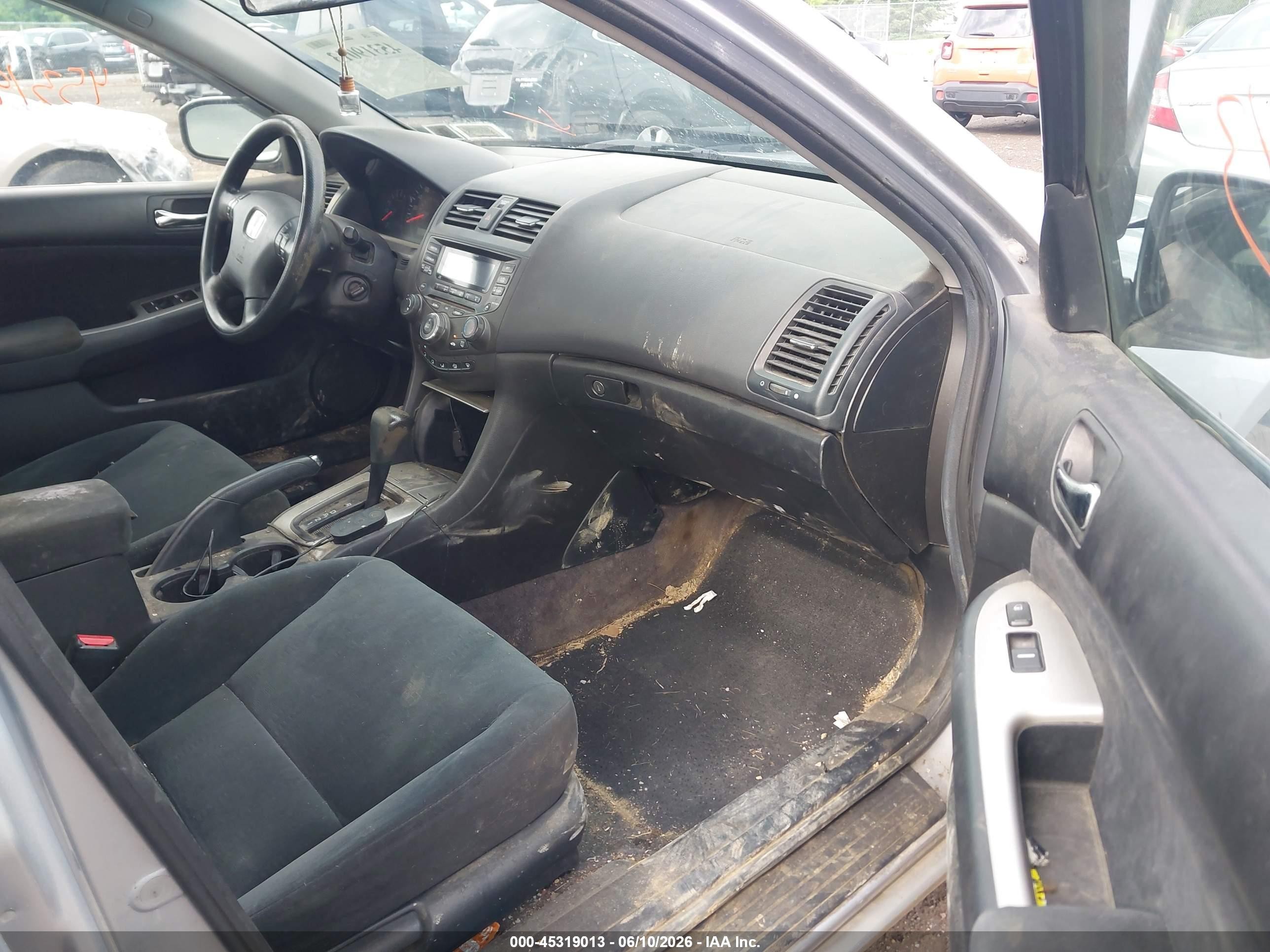 2005 Honda Accord 2.4 Ex Silver vin: 1HGCM56735A171752