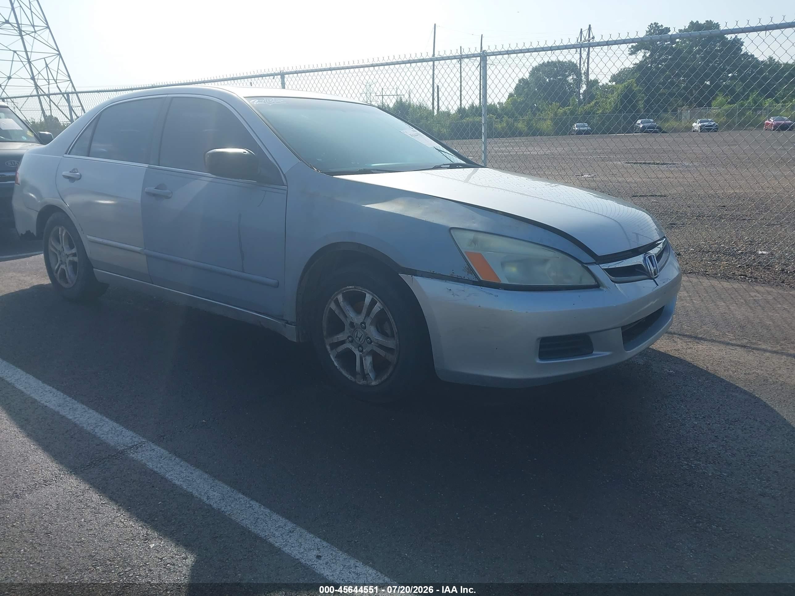 2007 Honda Accord 2.4 Ex Silver vin: 1HGCM56737A061982