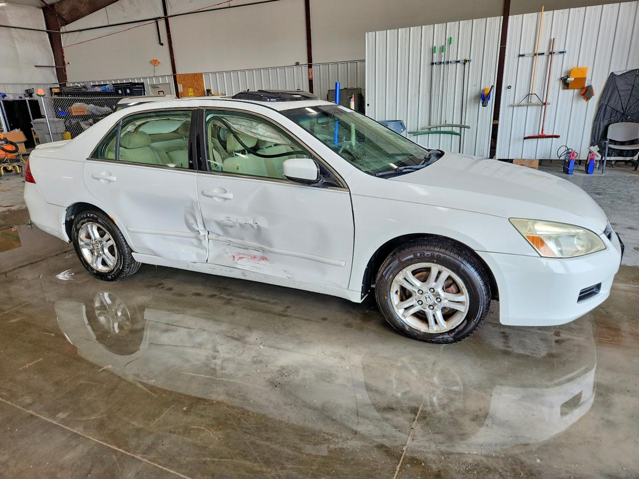 2007 Honda Accord Ex Белый vin: 1HGCM56737A062744