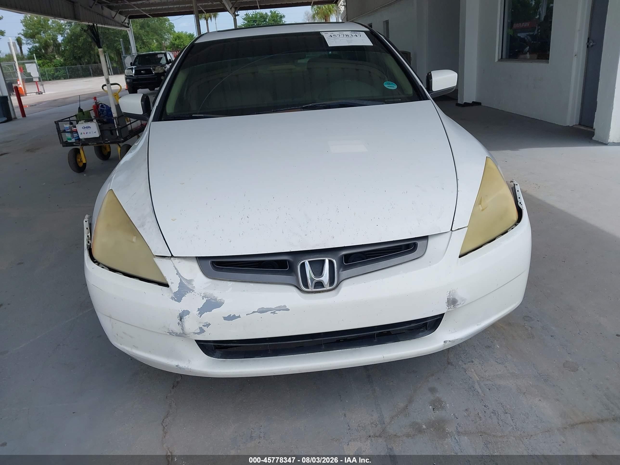 2004 Honda Accord 2.4 Ex White vin: 1HGCM56744A014701