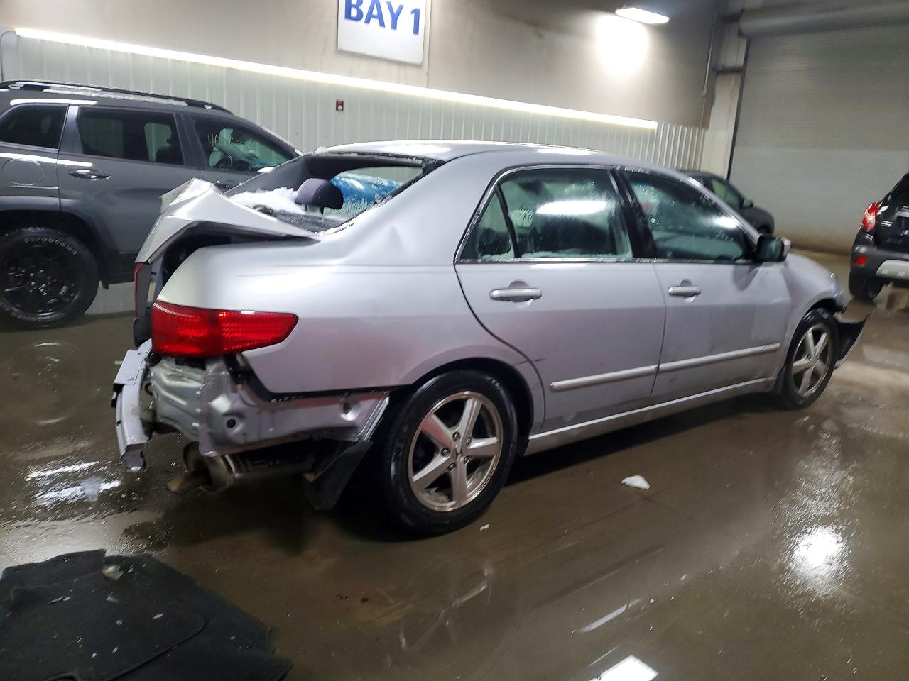 2005 Honda Accord Ex Silver vin: 1HGCM56745A045187