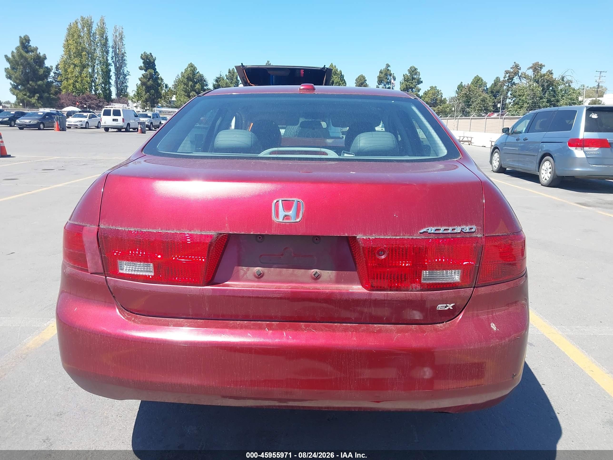 2005 Honda Accord 2.4 Ex Red vin: 1HGCM56745A087102