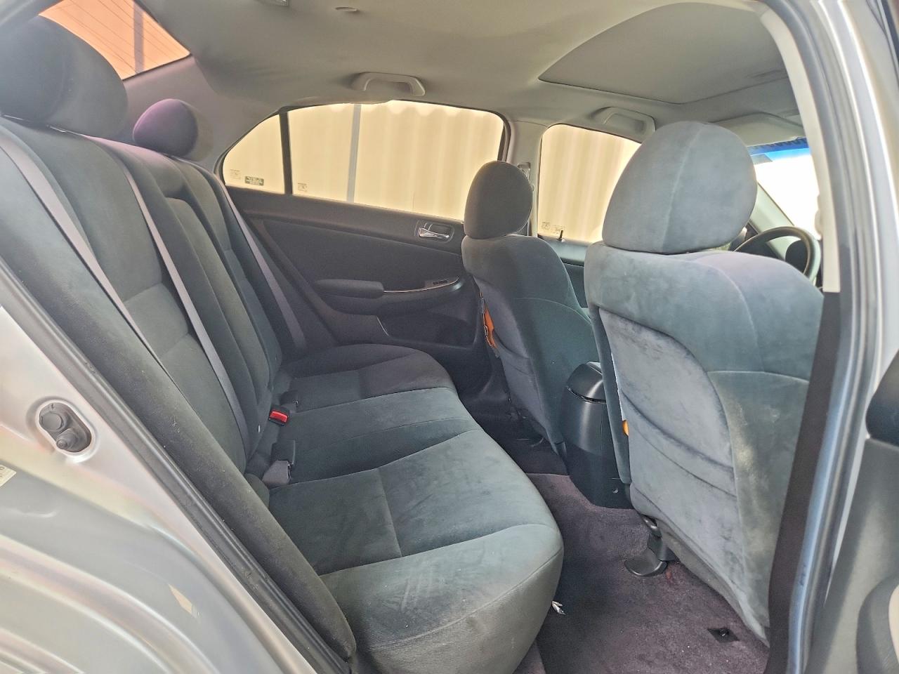 2005 Honda Accord Ex Silver vin: 1HGCM56745A190987
