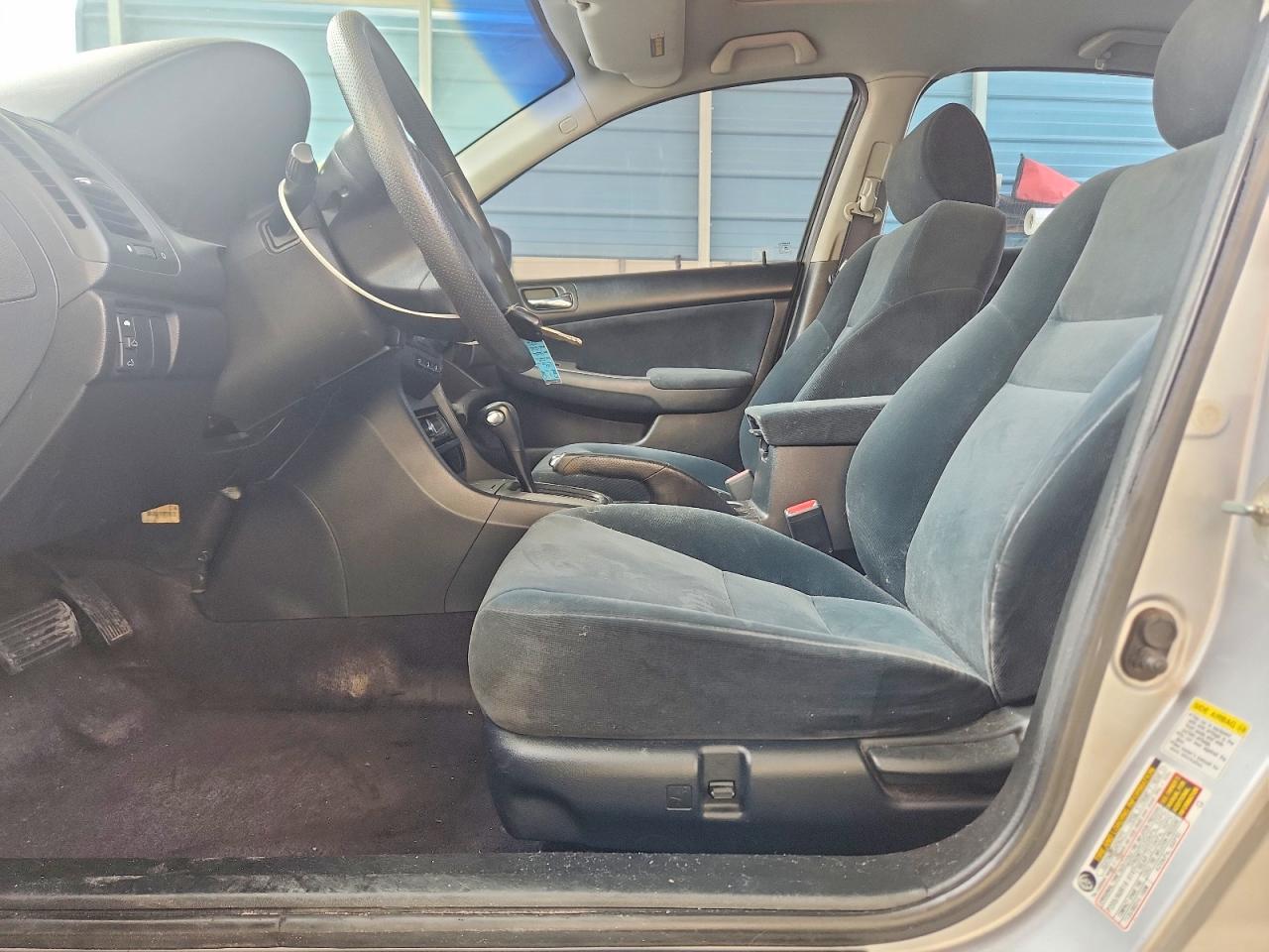 2005 Honda Accord Ex Silver vin: 1HGCM56745A190987