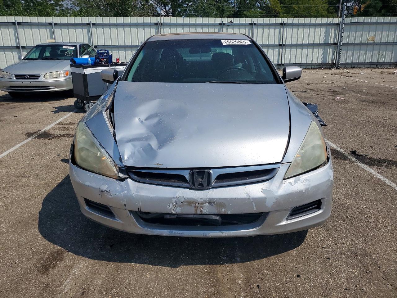 2006 Honda Accord Ex Silver vin: 1HGCM56746A142360
