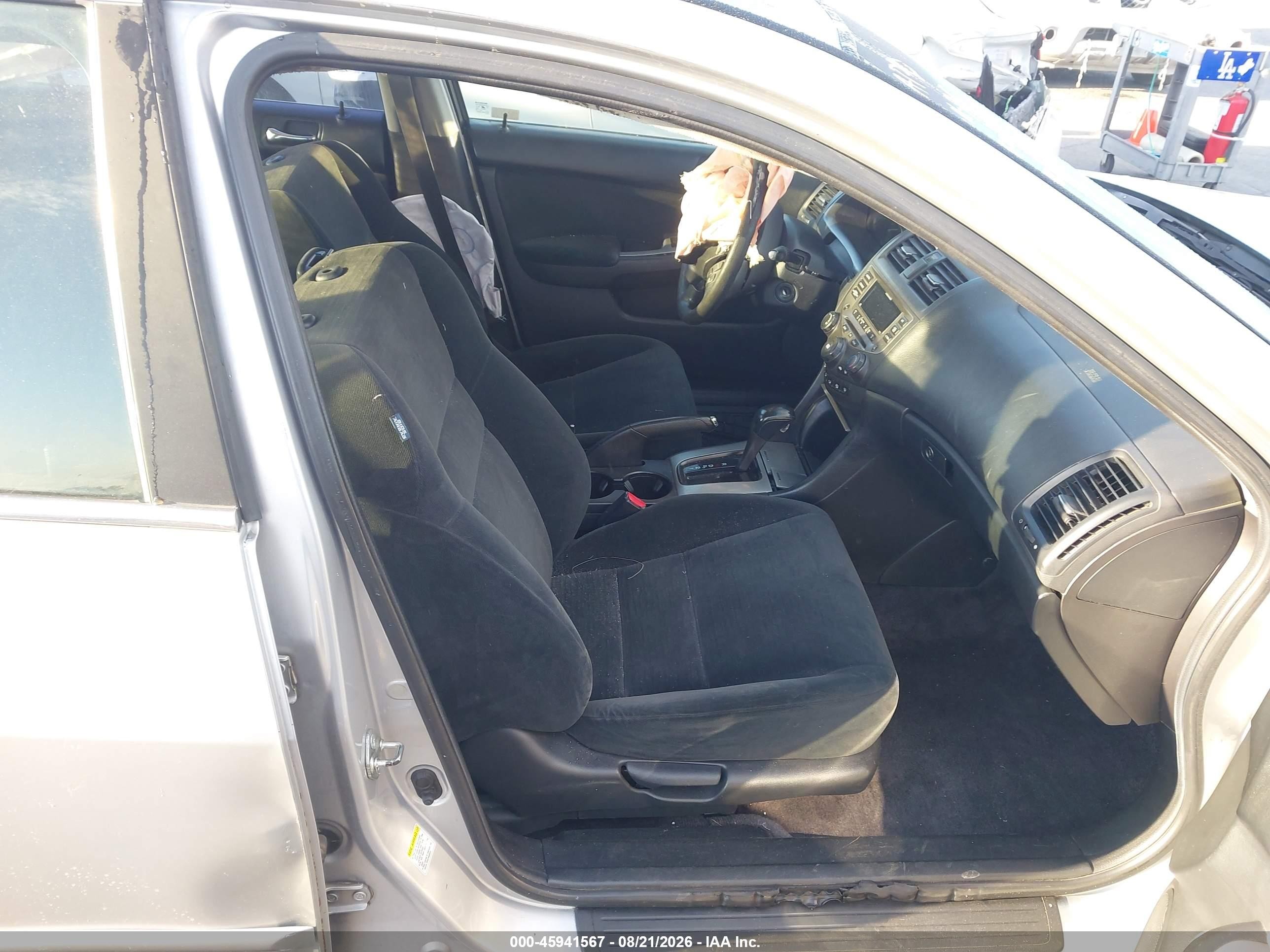 2006 Honda Accord 2.4 Ex Серебряный vin: 1HGCM56746A186424