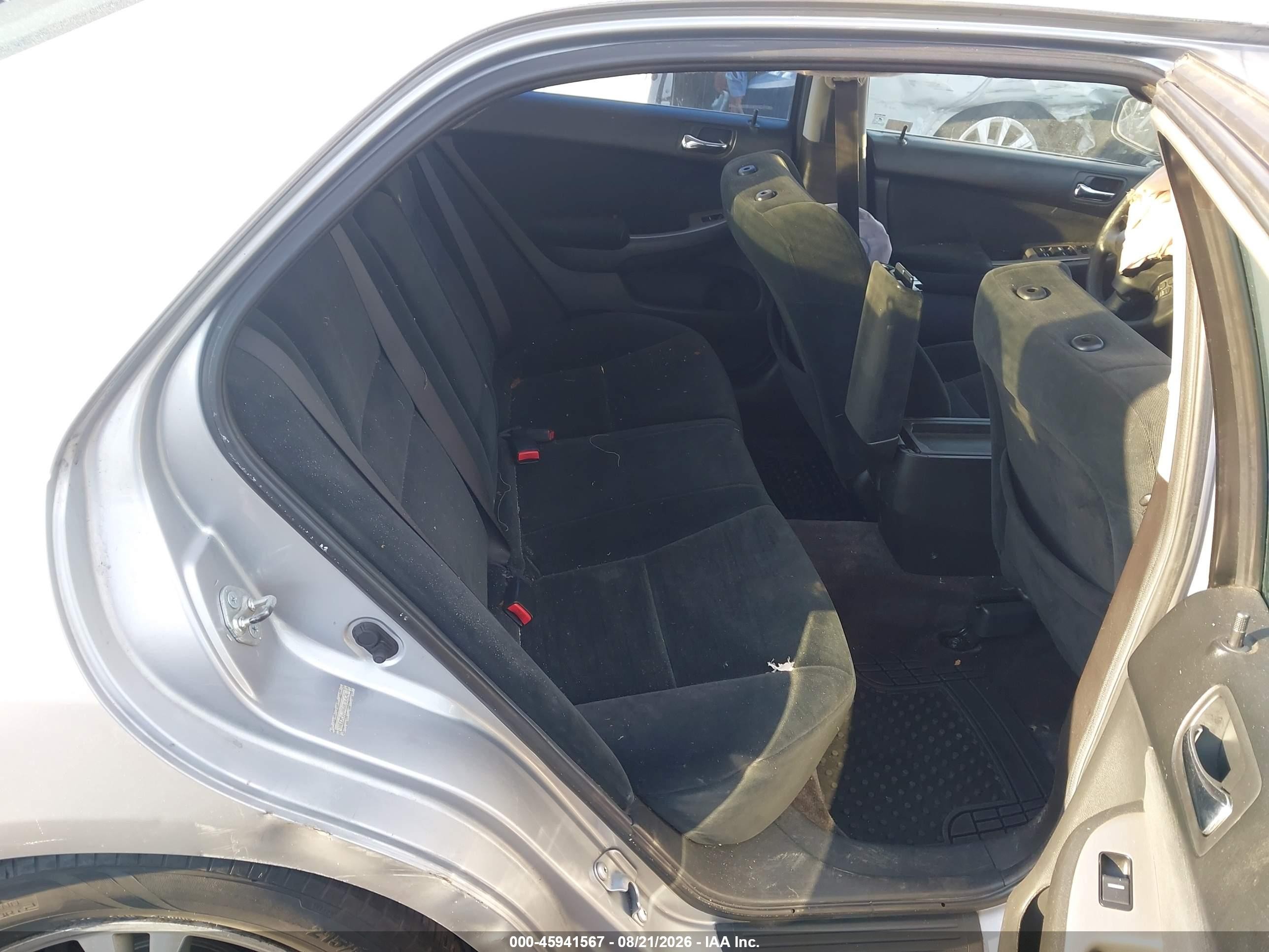 2006 Honda Accord 2.4 Ex Серебряный vin: 1HGCM56746A186424