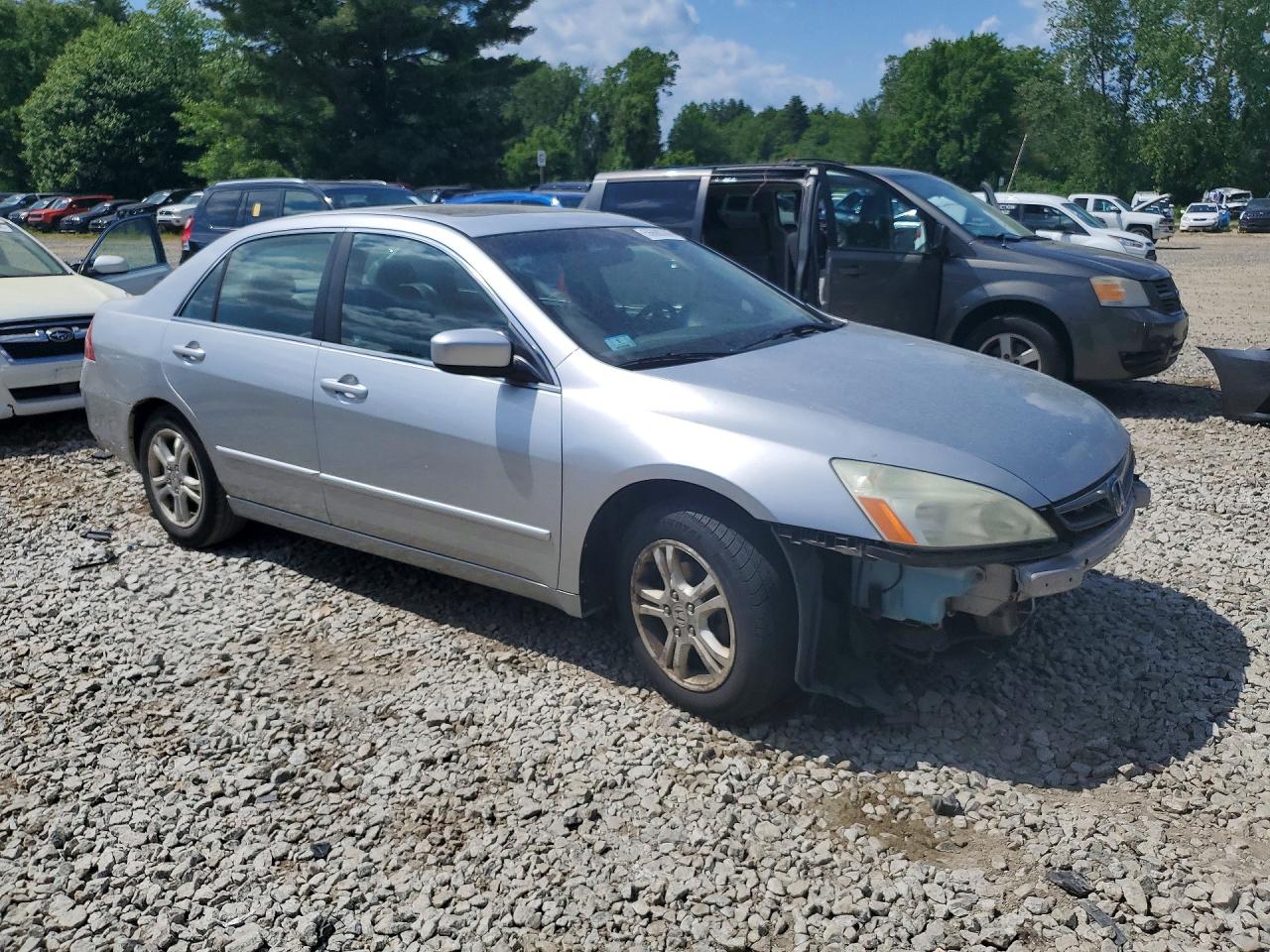 2007 Honda Accord Ex Silver vin: 1HGCM56747A008496