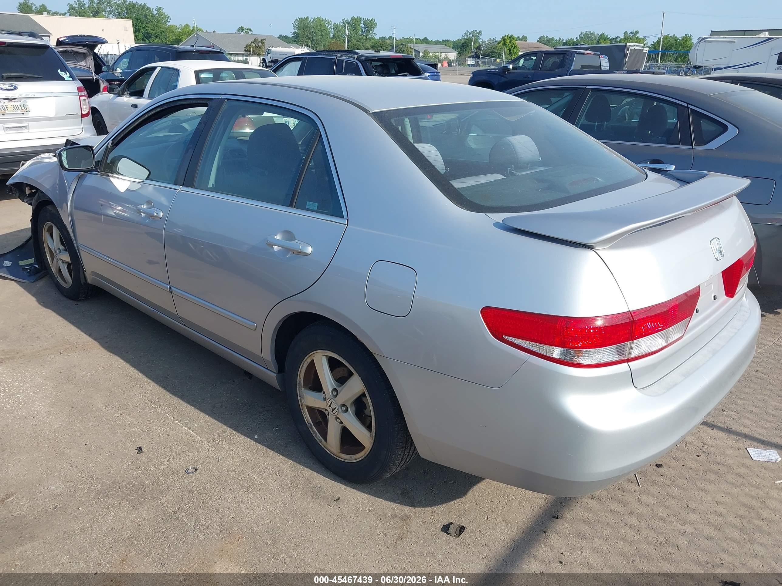 2004 Honda Accord 2.4 Ex Серый vin: 1HGCM56754A075443
