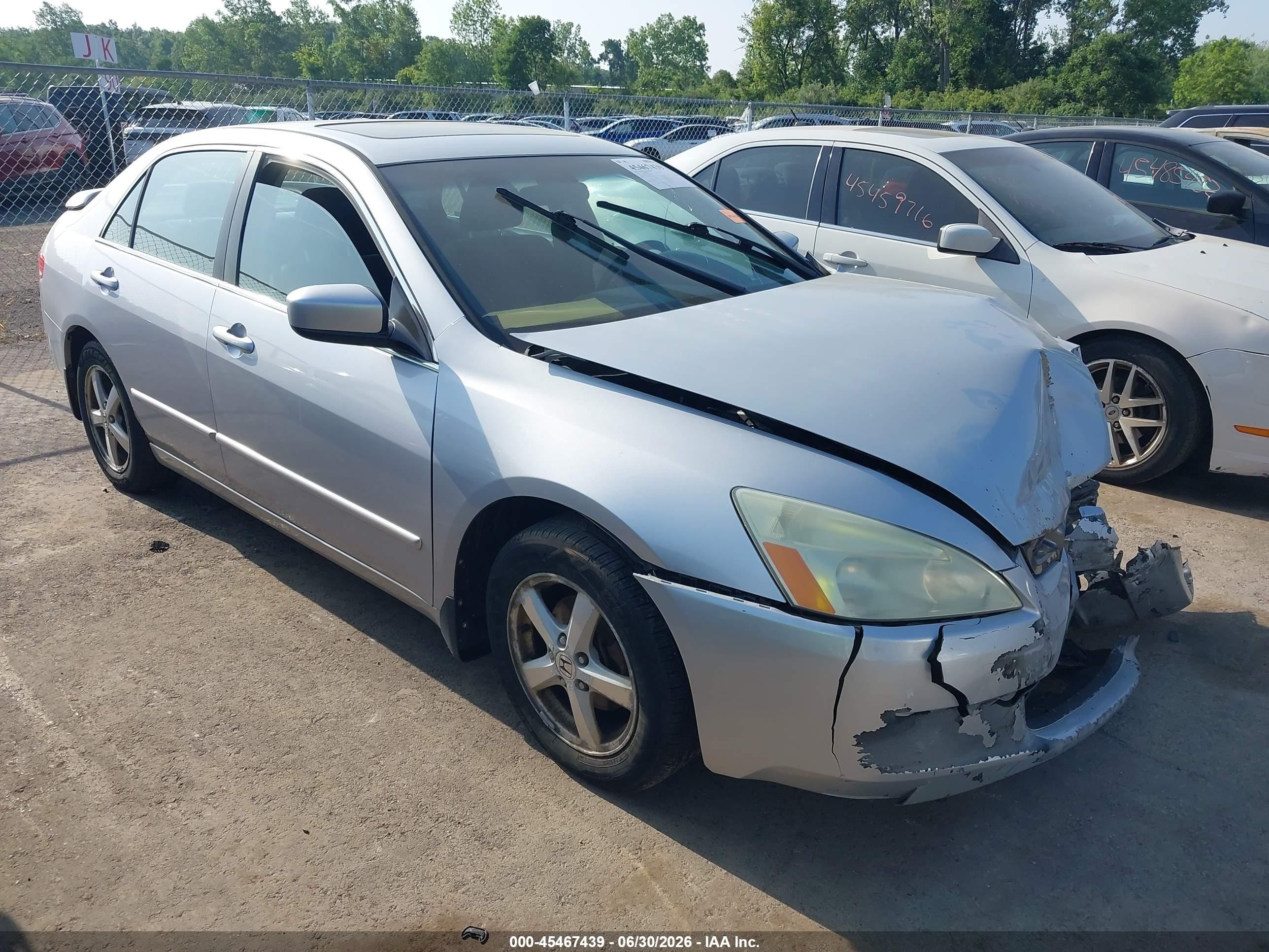 2004 Honda Accord 2.4 Ex Gray vin: 1HGCM56754A075443