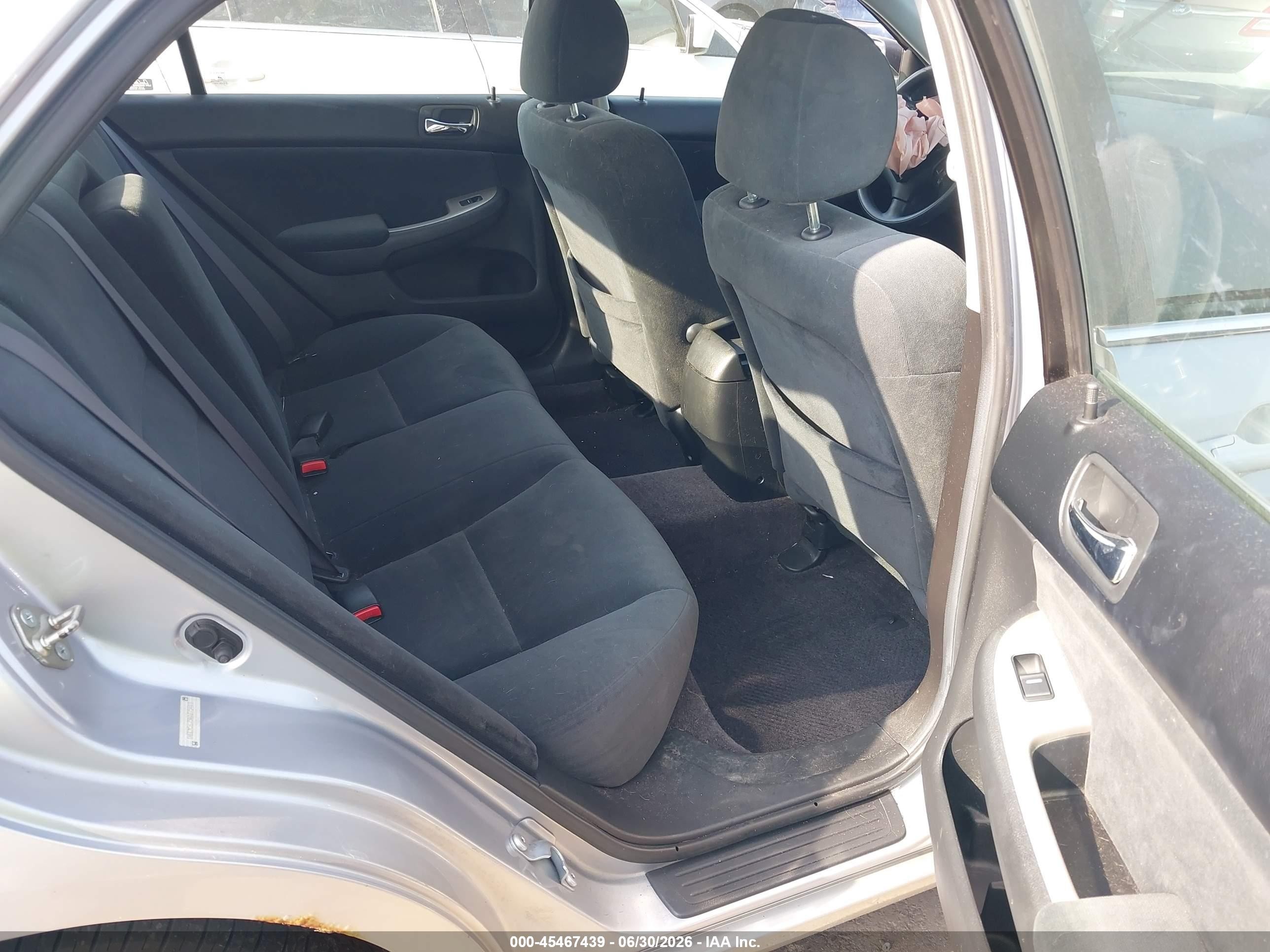 2004 Honda Accord 2.4 Ex Серый vin: 1HGCM56754A075443