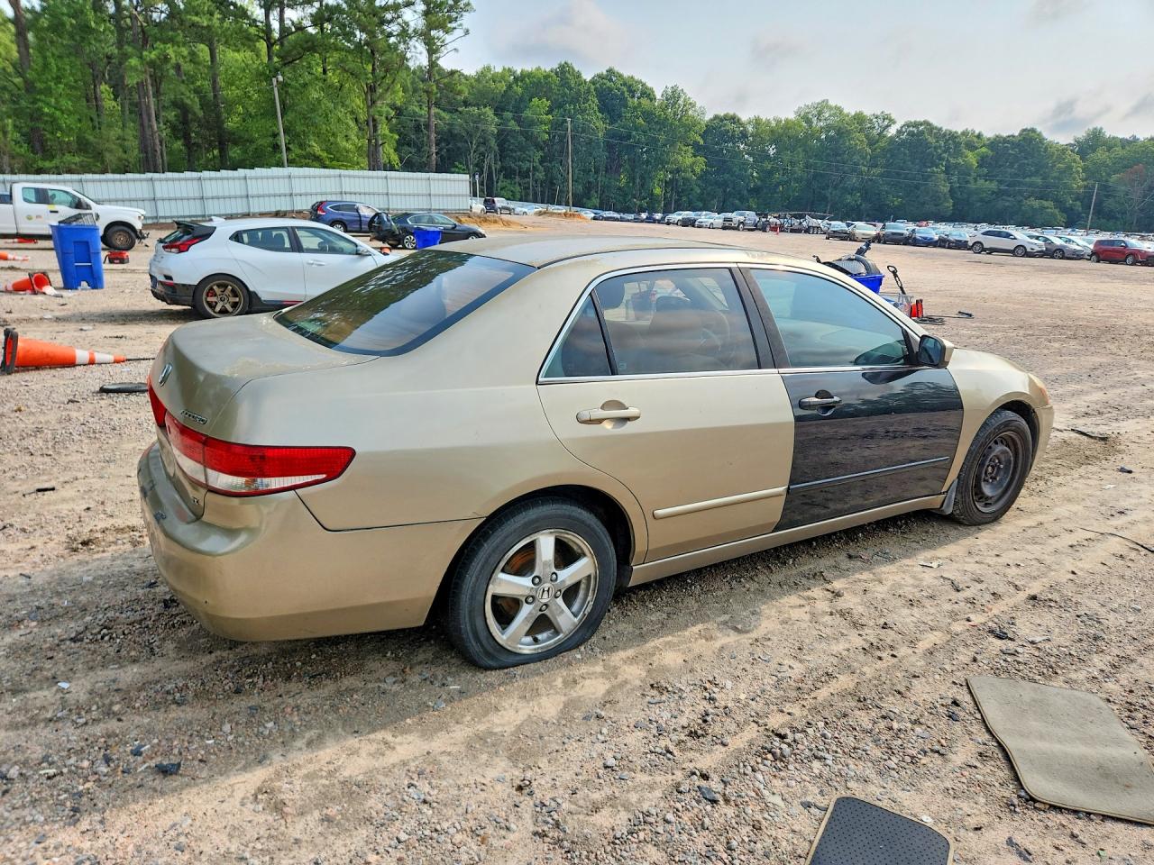 2004 Honda Accord Ex Beige vin: 1HGCM56754A096969