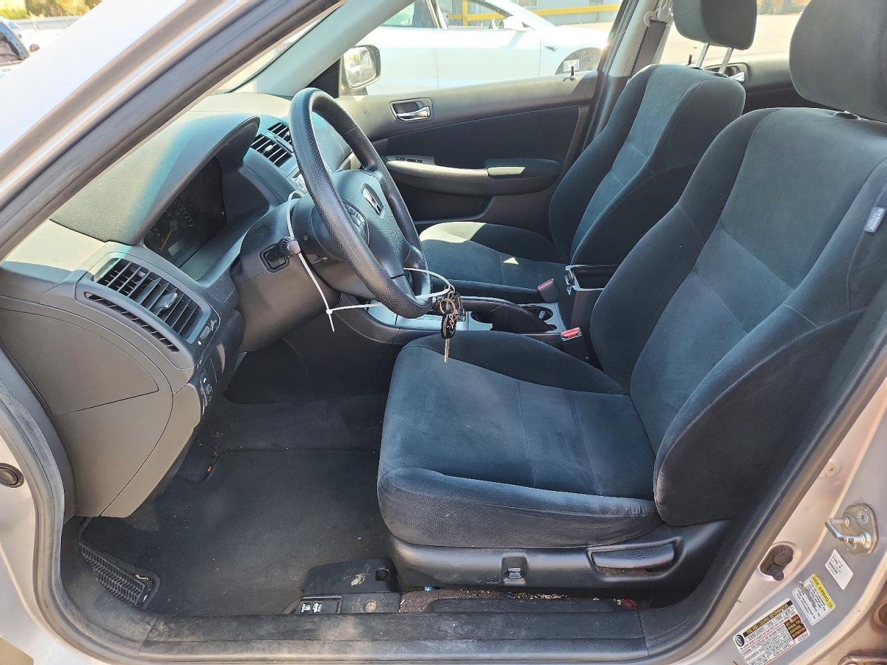 2005 Honda Accord Ex Silver vin: 1HGCM56755A000131