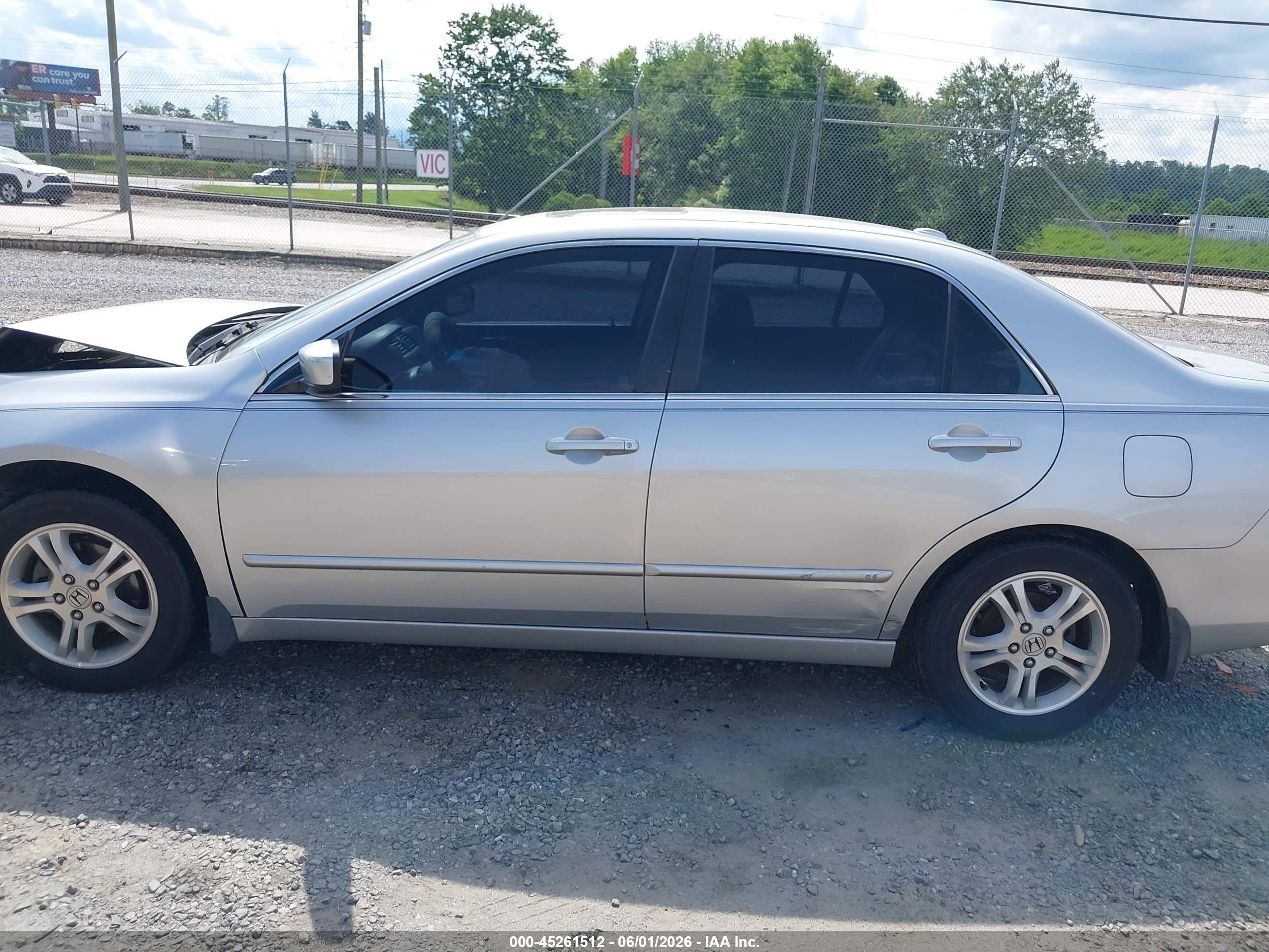 2006 Honda Accord 2.4 Ex Серебряный vin: 1HGCM56756A079916