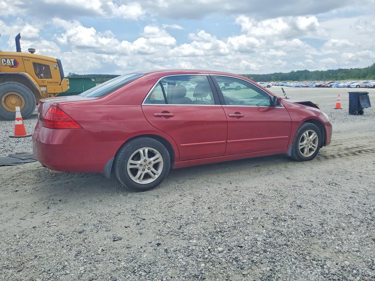 2007 Honda Accord Red vin: 1HGCM56757A006949