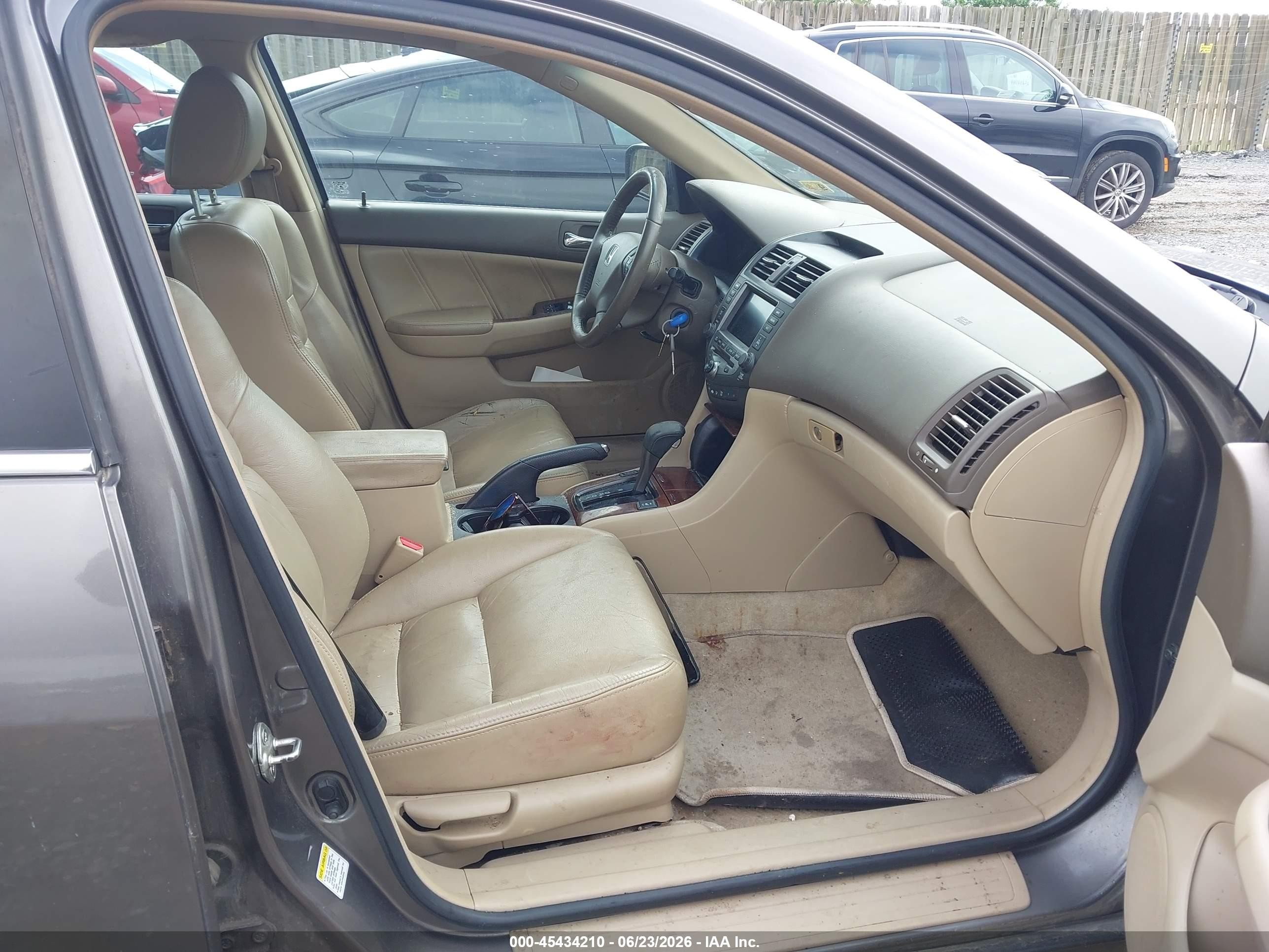 2007 Honda Accord 2.4 Ex Gray vin: 1HGCM56757A020236