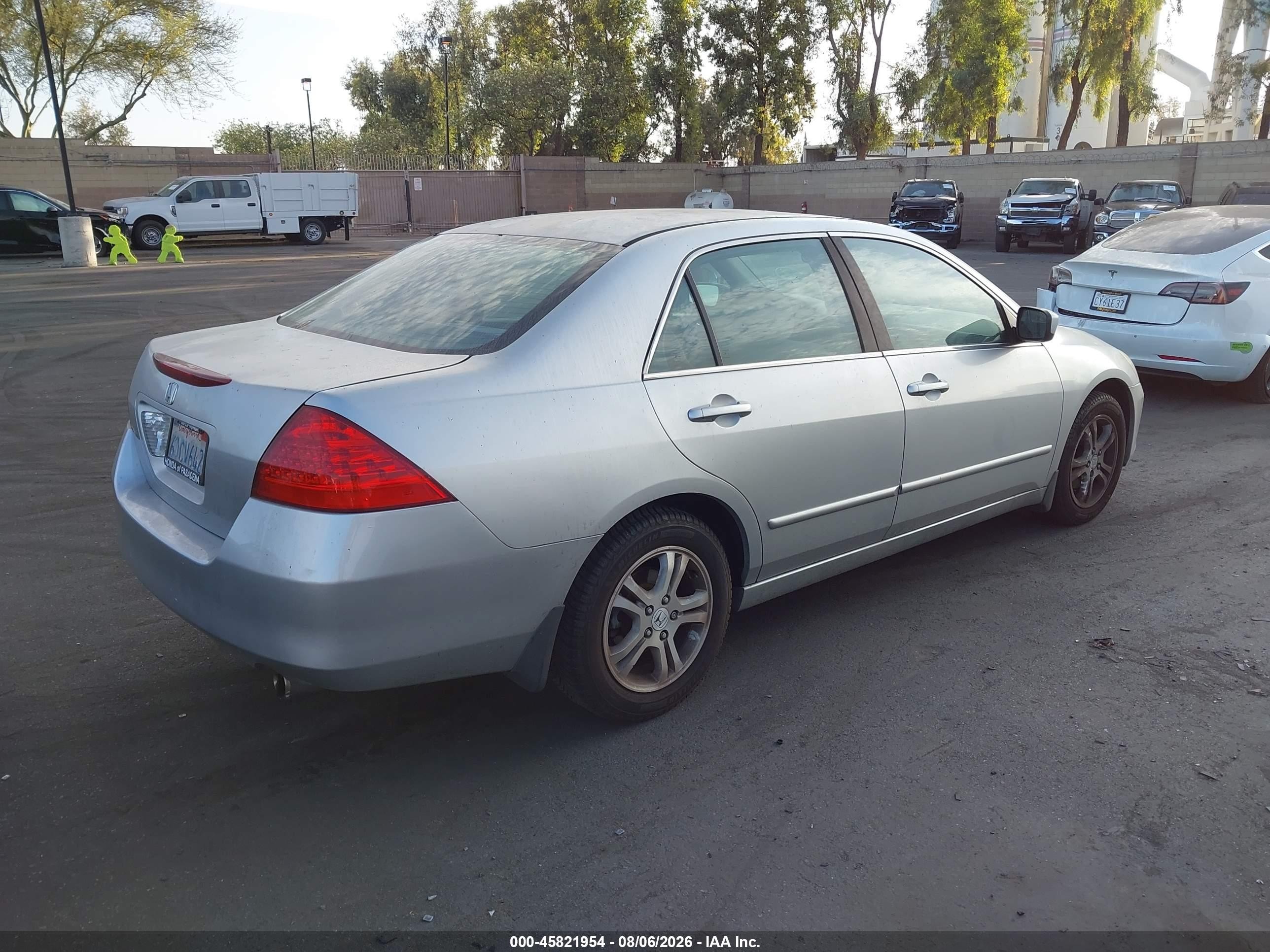 2007 Honda Accord 2.4 Ex Silver vin: 1HGCM56757A117310
