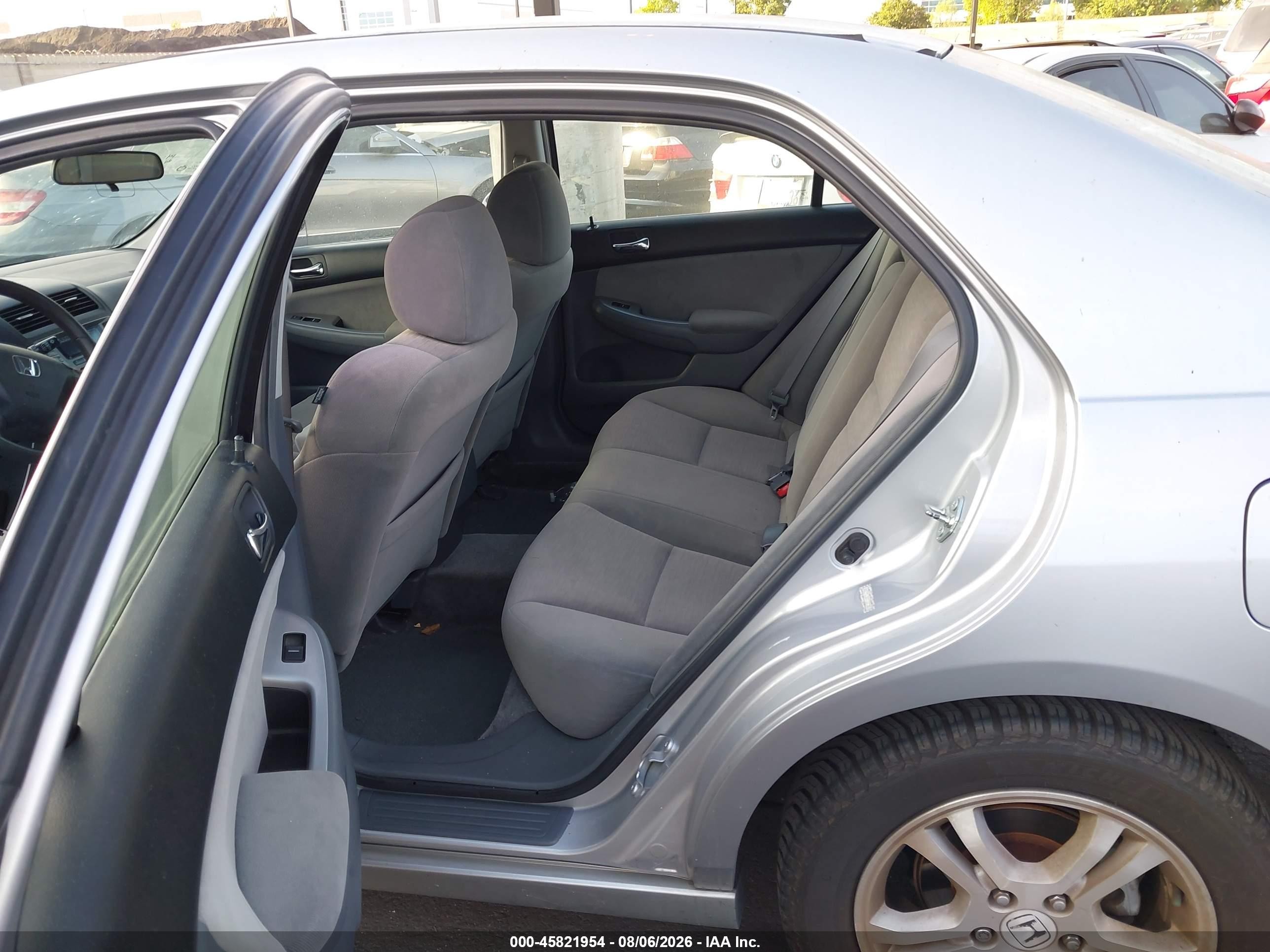2007 Honda Accord 2.4 Ex Silver vin: 1HGCM56757A117310