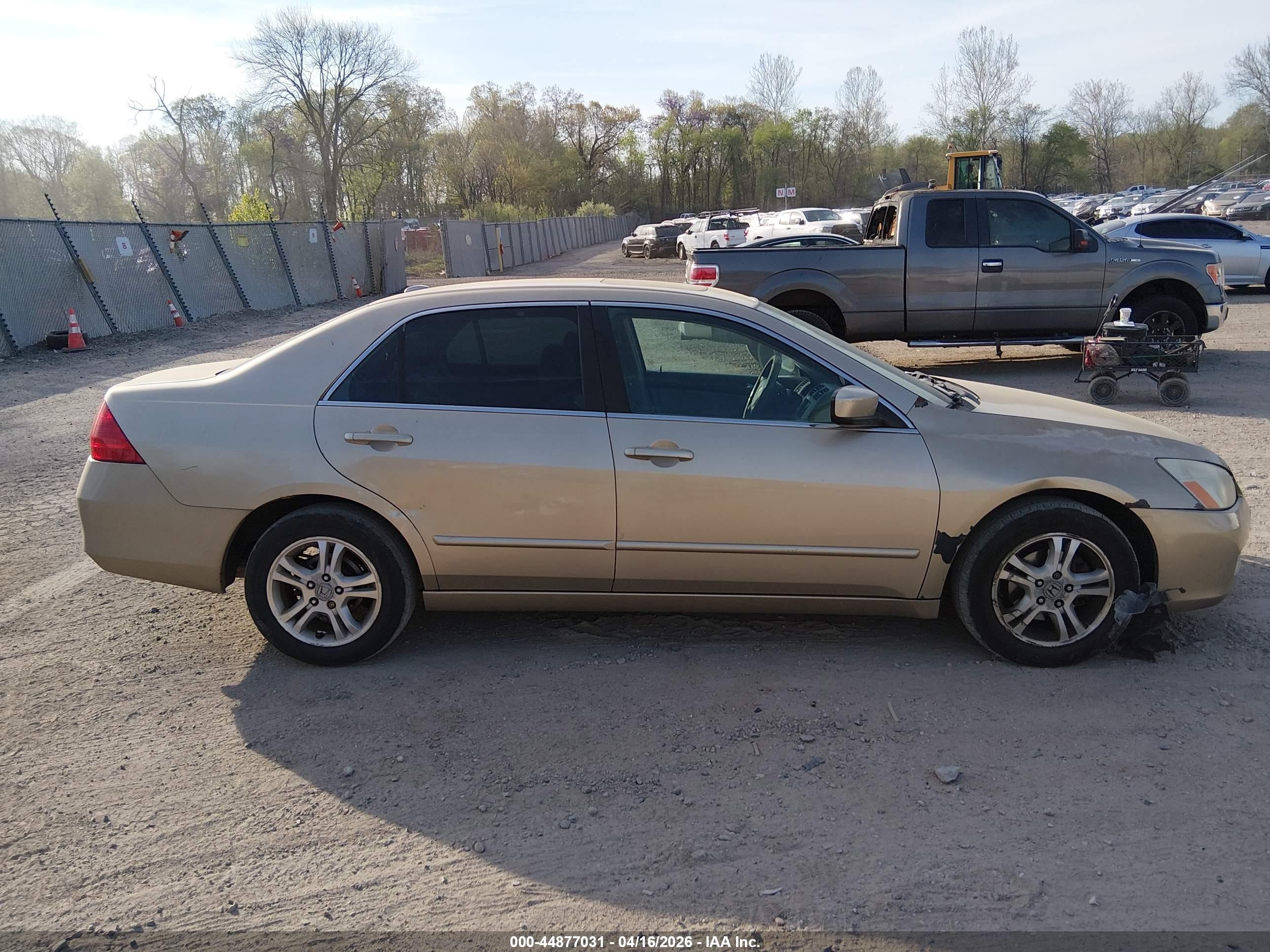 2007 Honda Accord 2.4 Ex Champagne vin: 1HGCM56757A150629