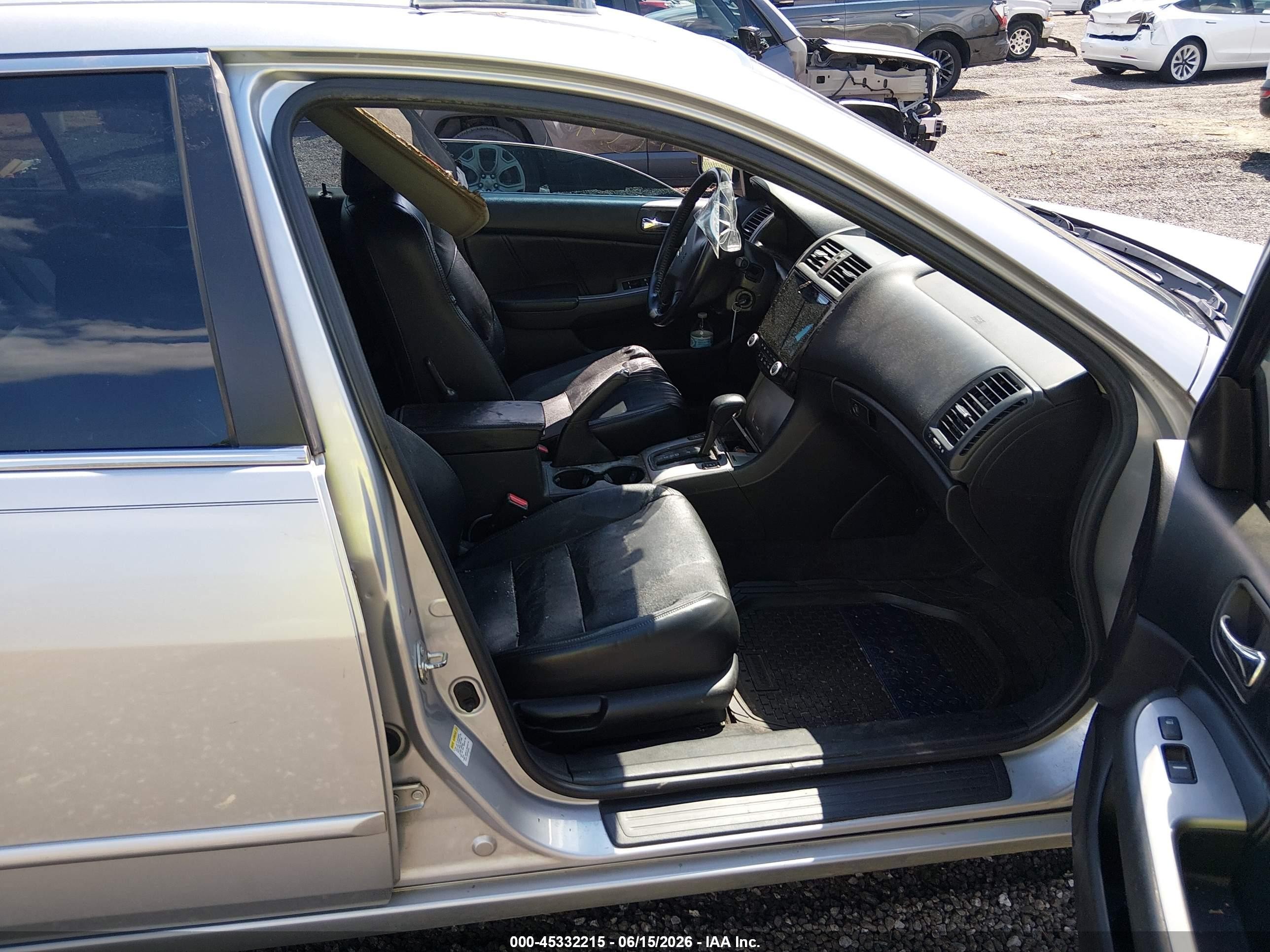 2007 Honda Accord 2.4 Ex Серебряный vin: 1HGCM56757A175627