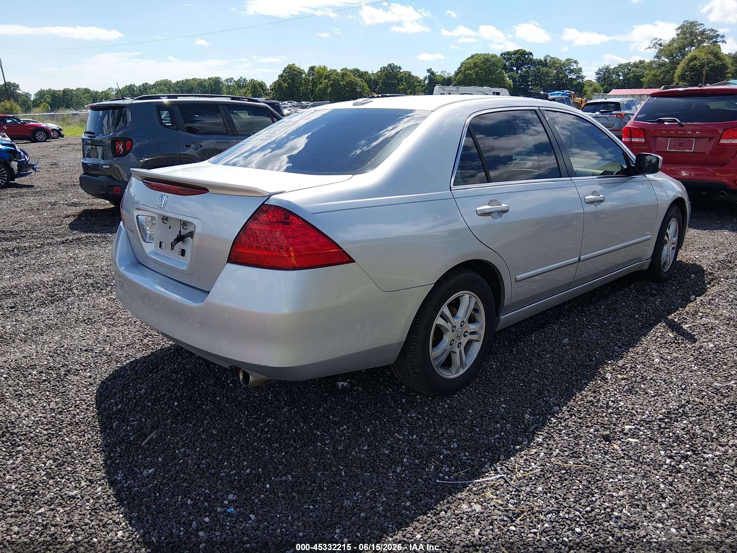 2007 Honda Accord 2.4 Ex Серебряный vin: 1HGCM56757A175627
