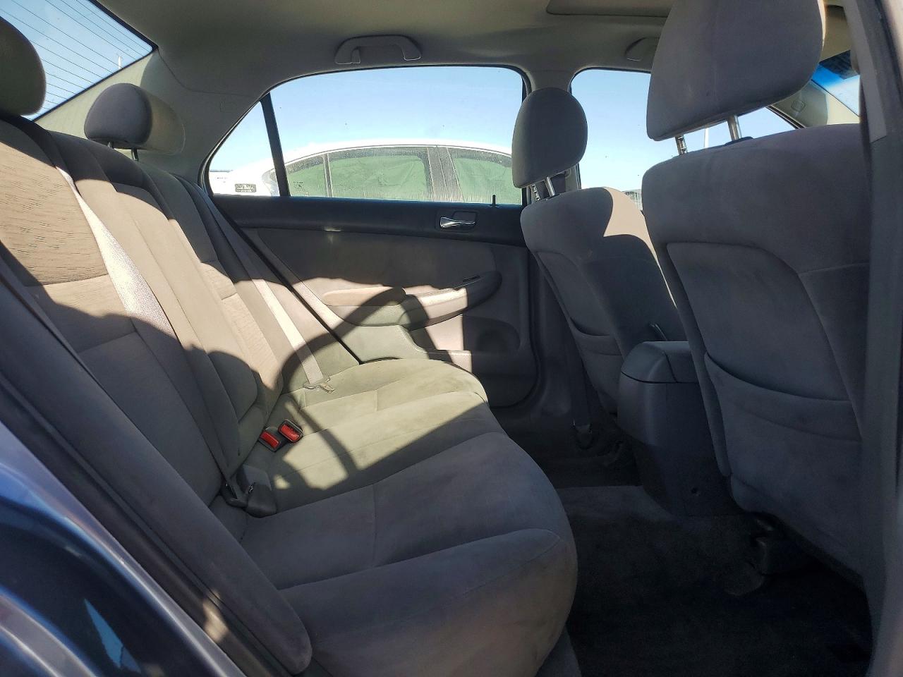 2007 Honda Accord Gray vin: 1HGCM56757A185347
