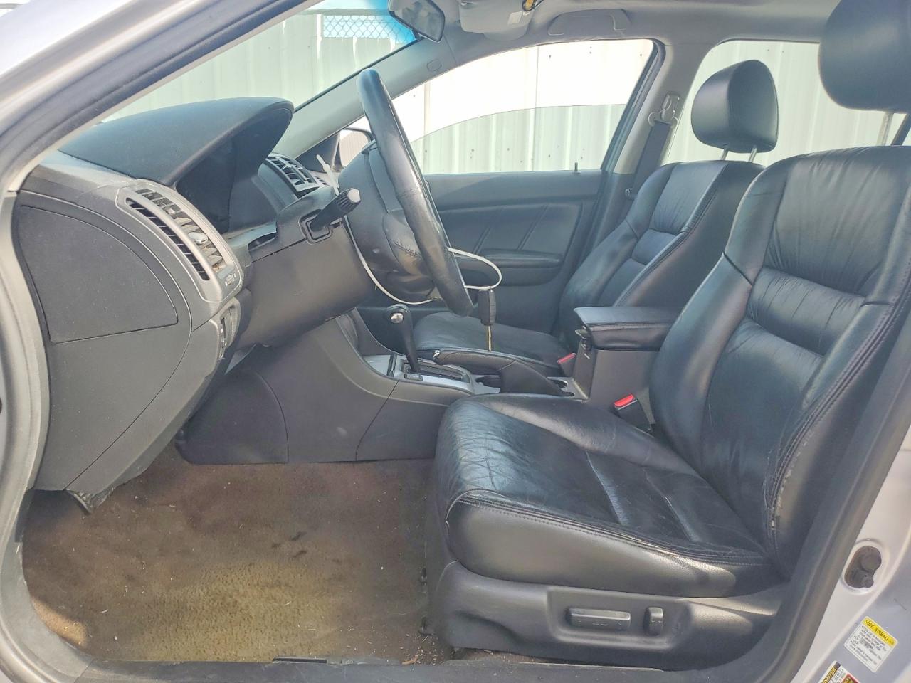 2004 Honda Accord Ex Silver vin: 1HGCM56764A073085