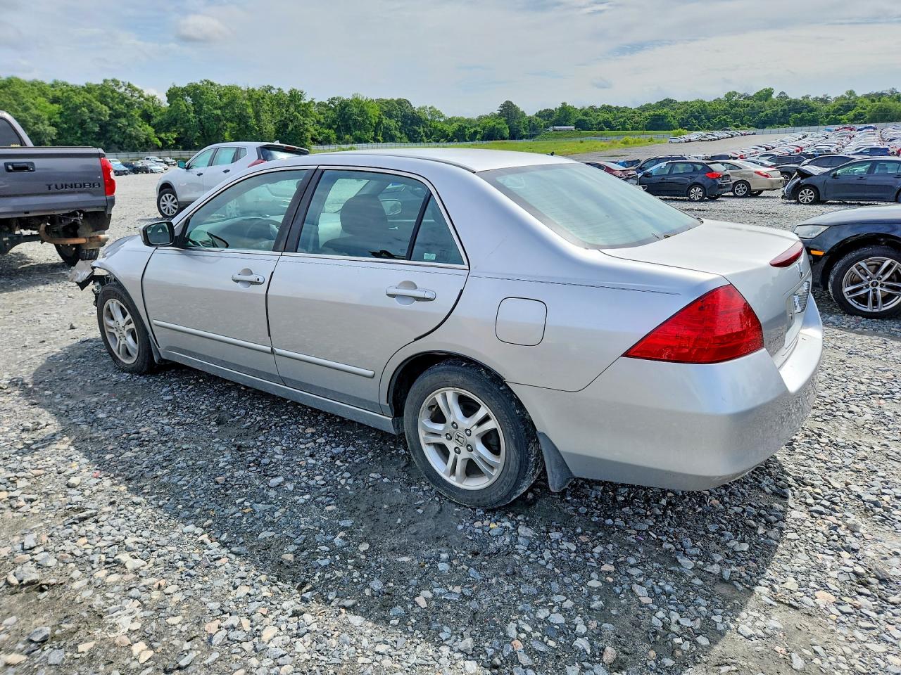 2007 Honda Accord Ex Silver vin: 1HGCM56767A121589