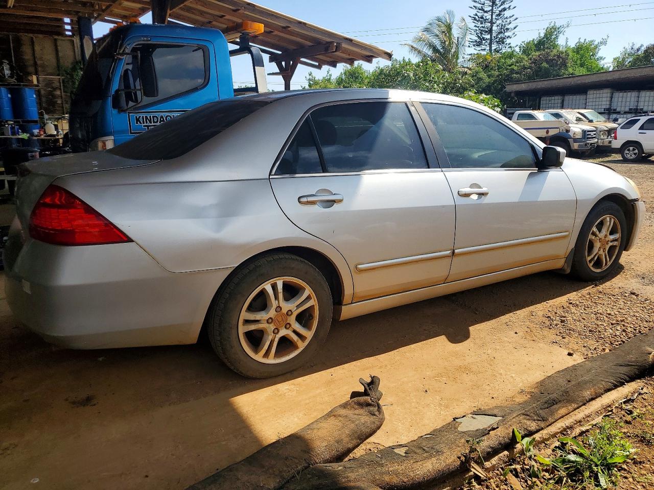 2007 Honda Accord Ex Silver vin: 1HGCM56767A182117