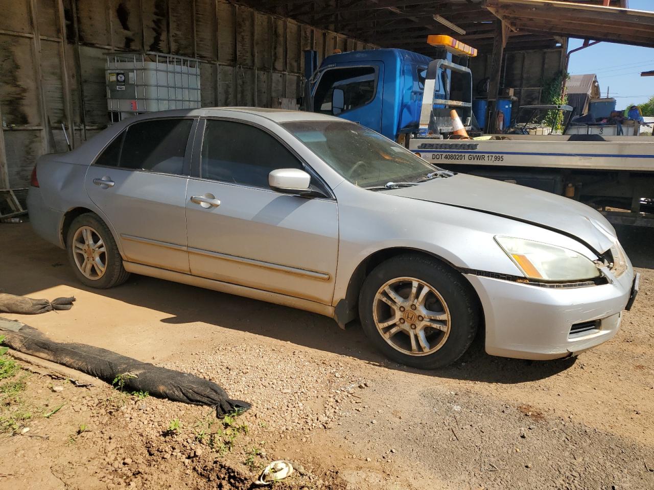 2007 Honda Accord Ex Silver vin: 1HGCM56767A182117 Damage: Right Qtr Panel, Dent(S) W/No Paint Dmg, > 12 Inches