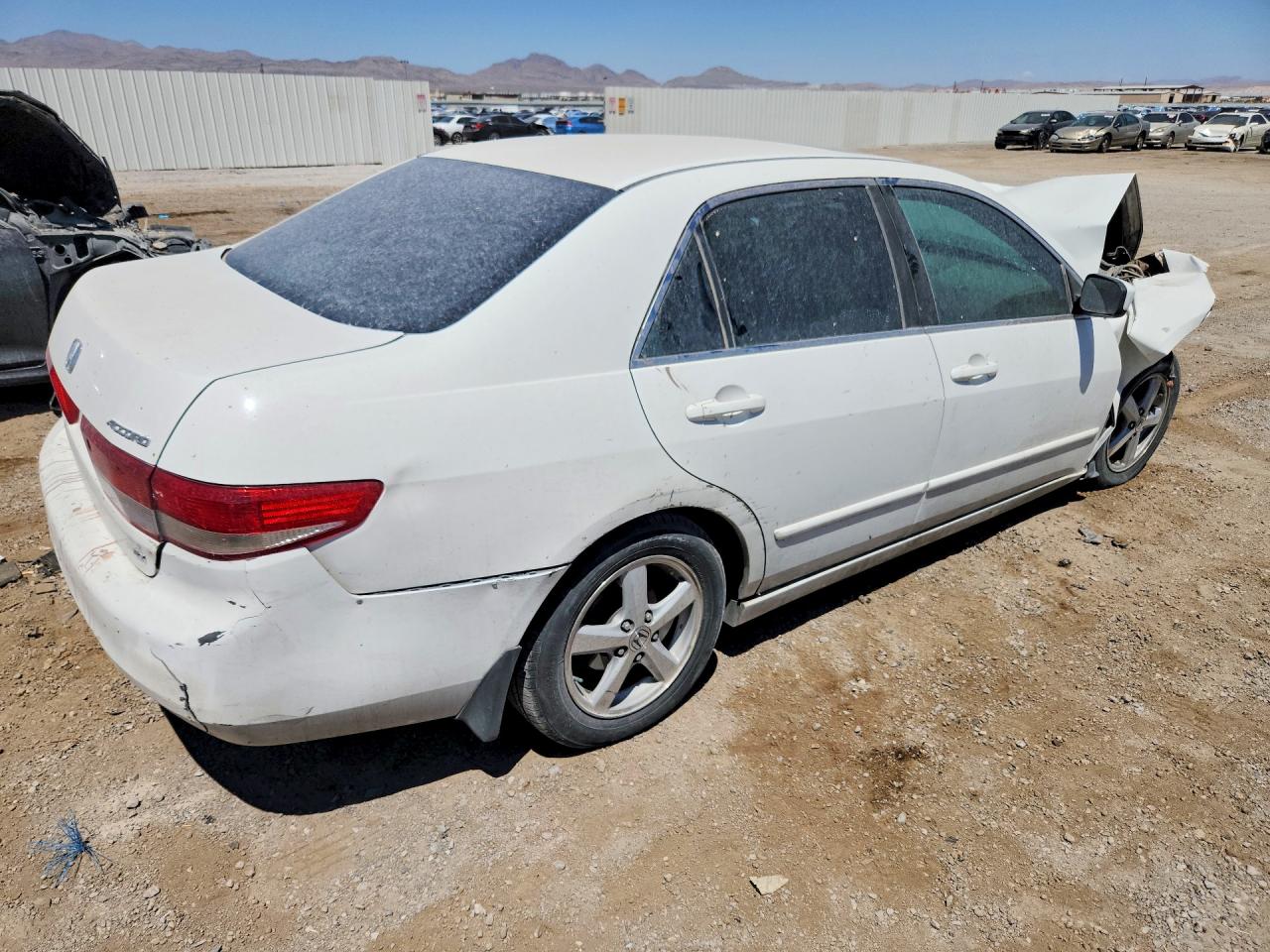 2004 Honda Accord Ex White vin: 1HGCM56774A075797