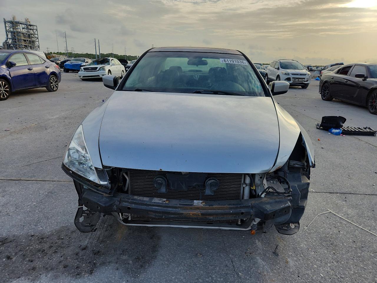 2004 Honda Accord Ex Серебряный vin: 1HGCM56784A049242