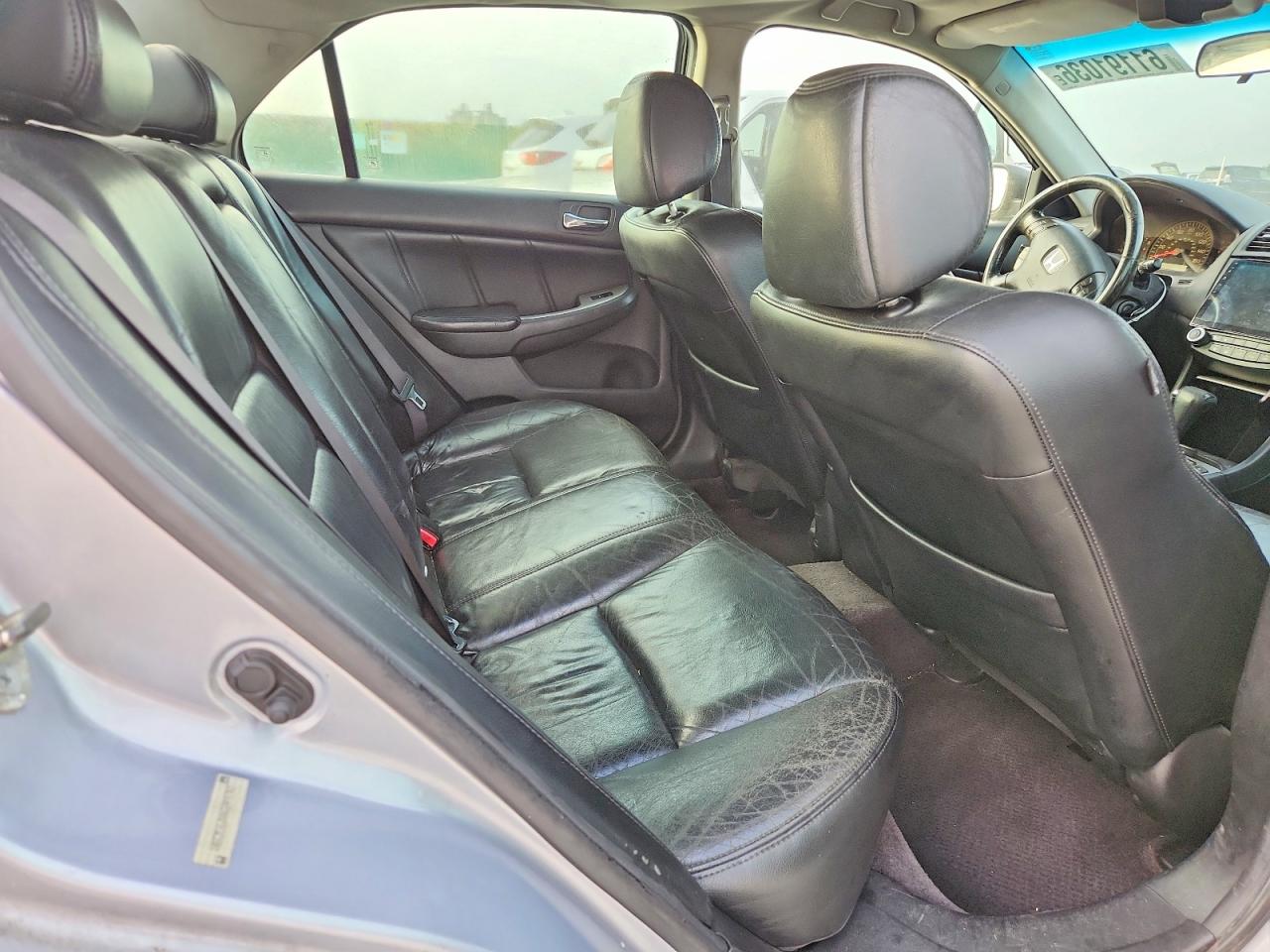 2004 Honda Accord Ex Серебряный vin: 1HGCM56784A049242