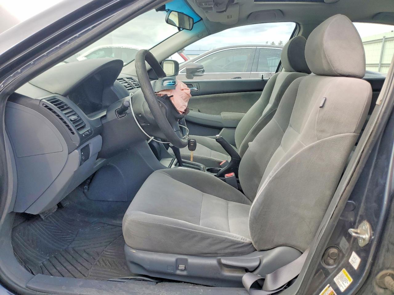 2004 Honda Accord Ex Gray vin: 1HGCM56784A147221