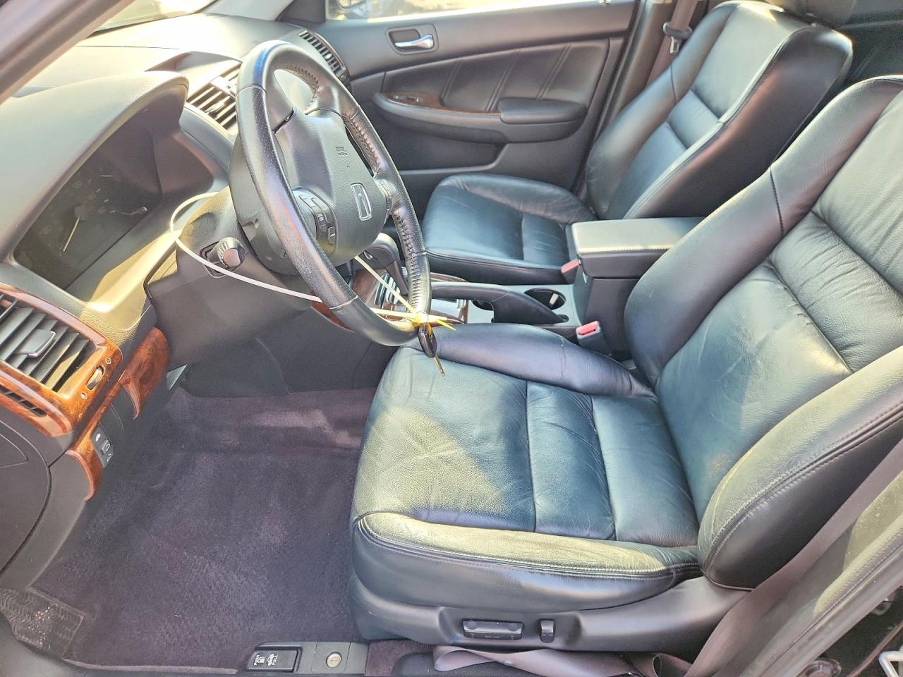 2007 Honda Accord Ex Black vin: 1HGCM56787A033580