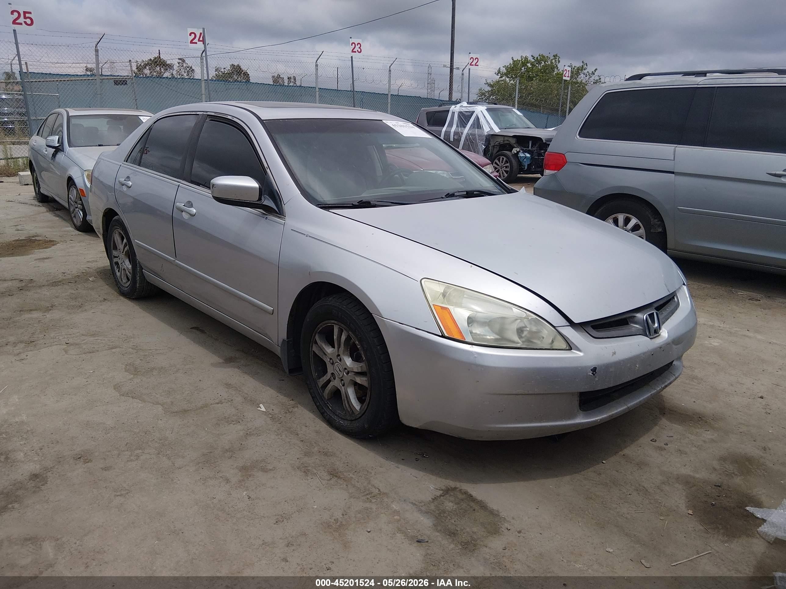 2007 Honda Accord 2.4 Ex Silver vin: 1HGCM56787A044157