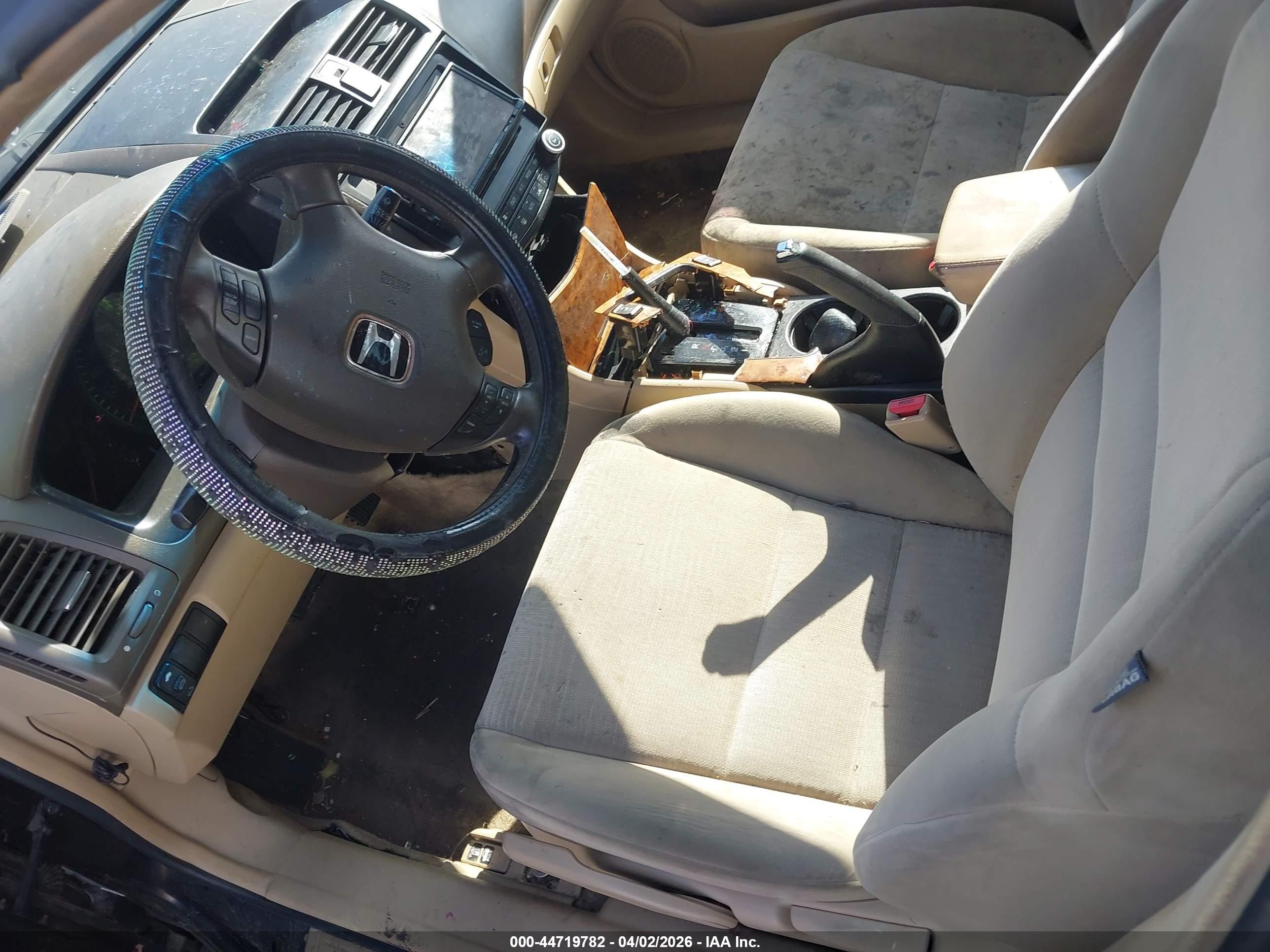 2005 Honda Accord 2.4 Ex Черный vin: 1HGCM56795A006806