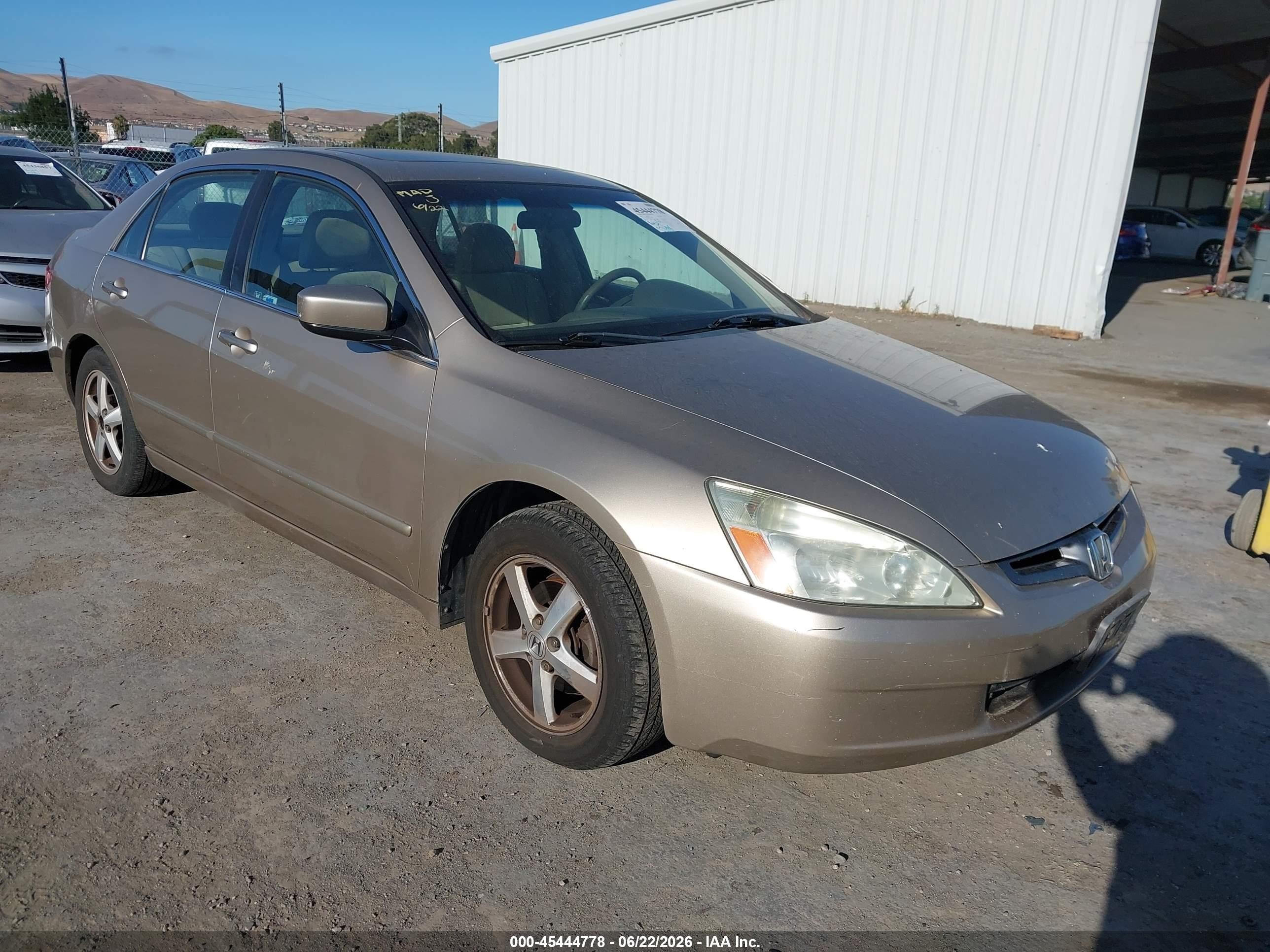 2005 Honda Accord 2.4 Ex Gold vin: 1HGCM567X5A128137