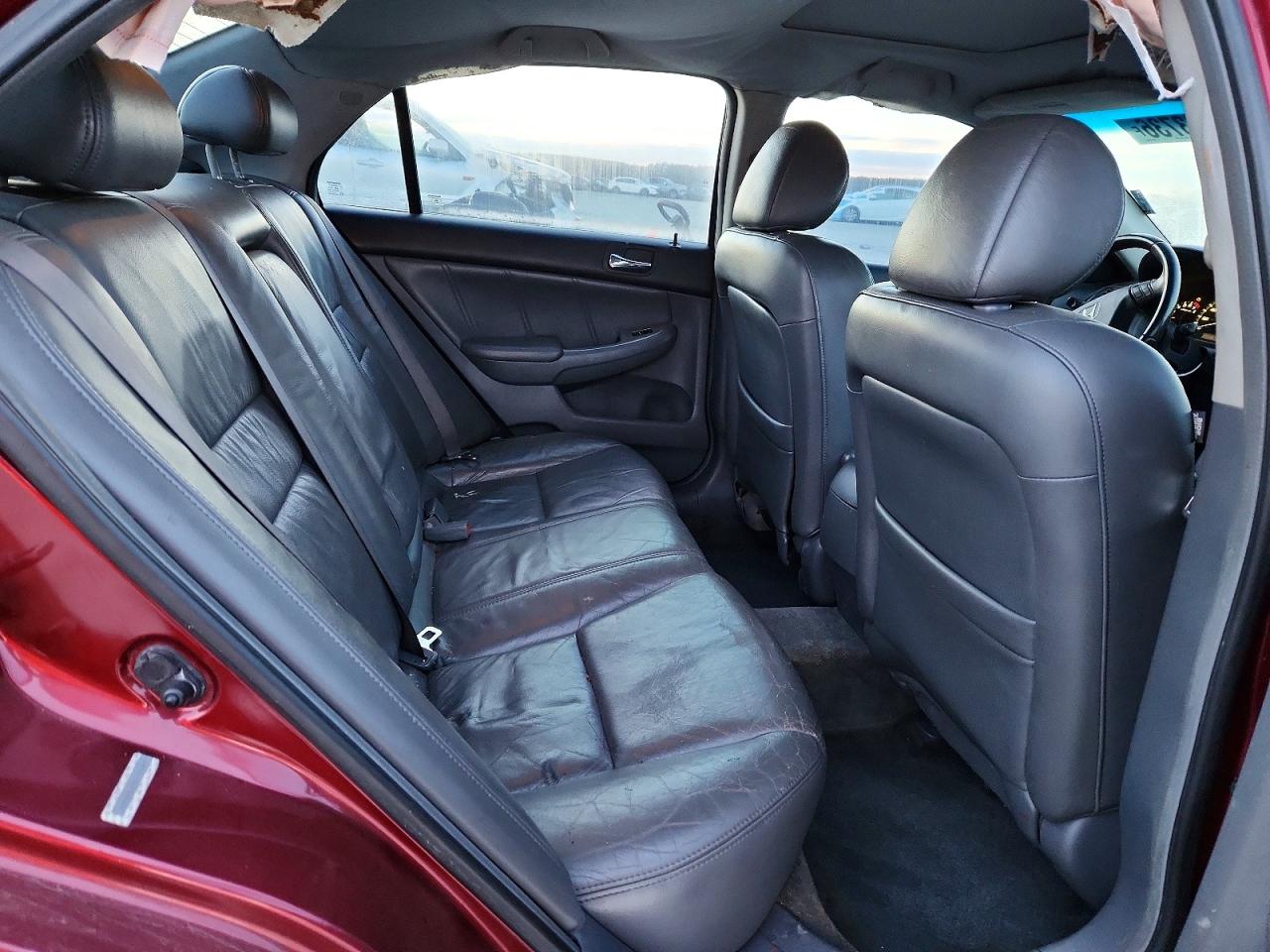 2006 Honda Accord Red vin: 1HGCM567X6A159034