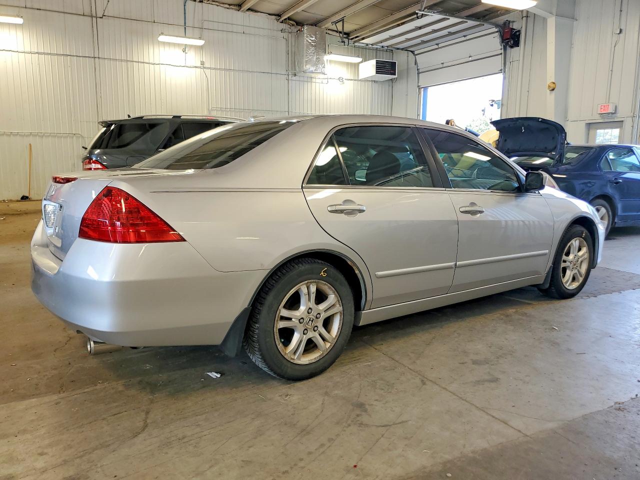 2006 Honda Accord Ex Silver vin: 1HGCM567X6A166811