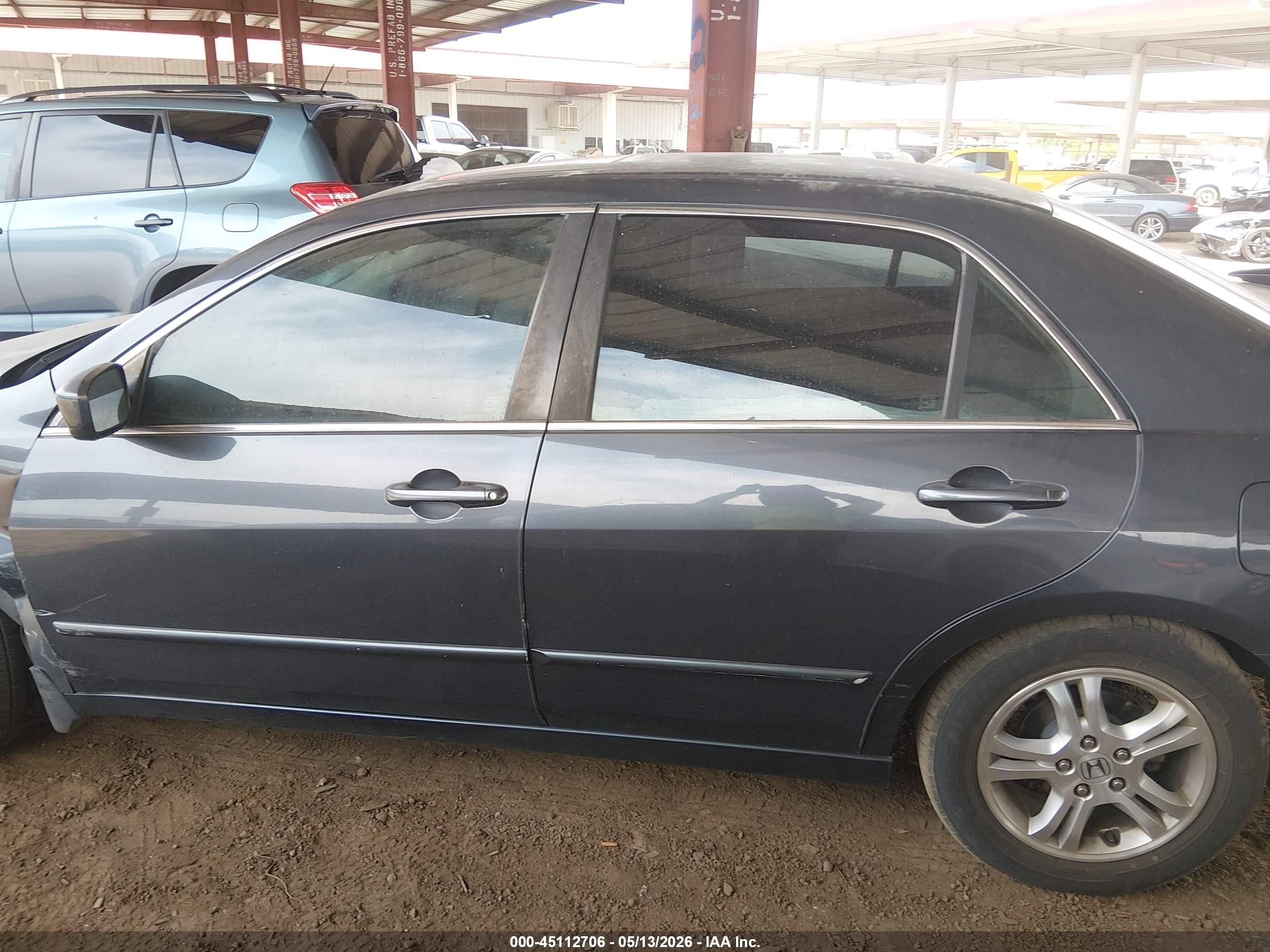 2007 Honda Accord 2.4 Ex Серый vin: 1HGCM567X7A116136