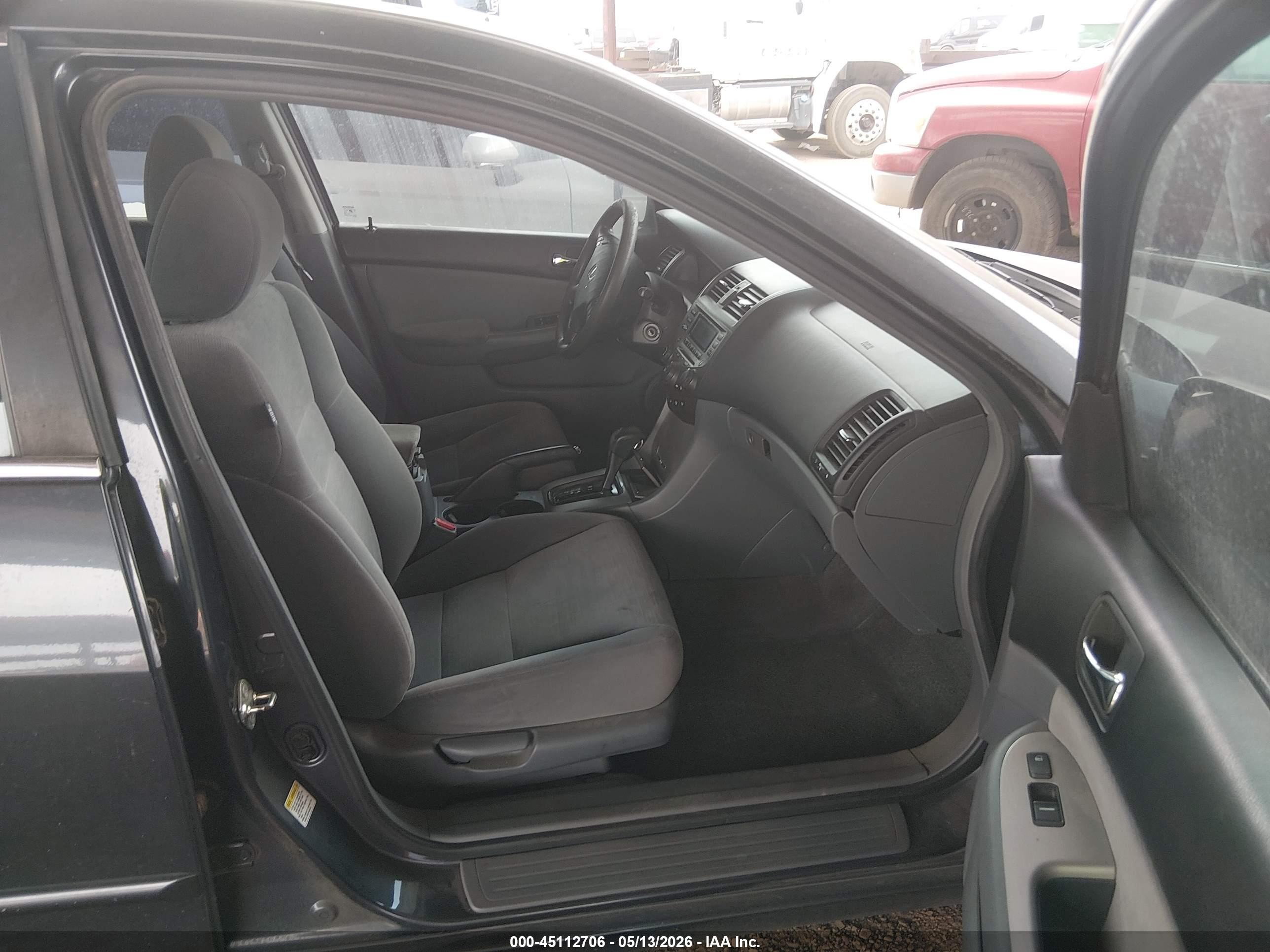 2007 Honda Accord 2.4 Ex Серый vin: 1HGCM567X7A116136