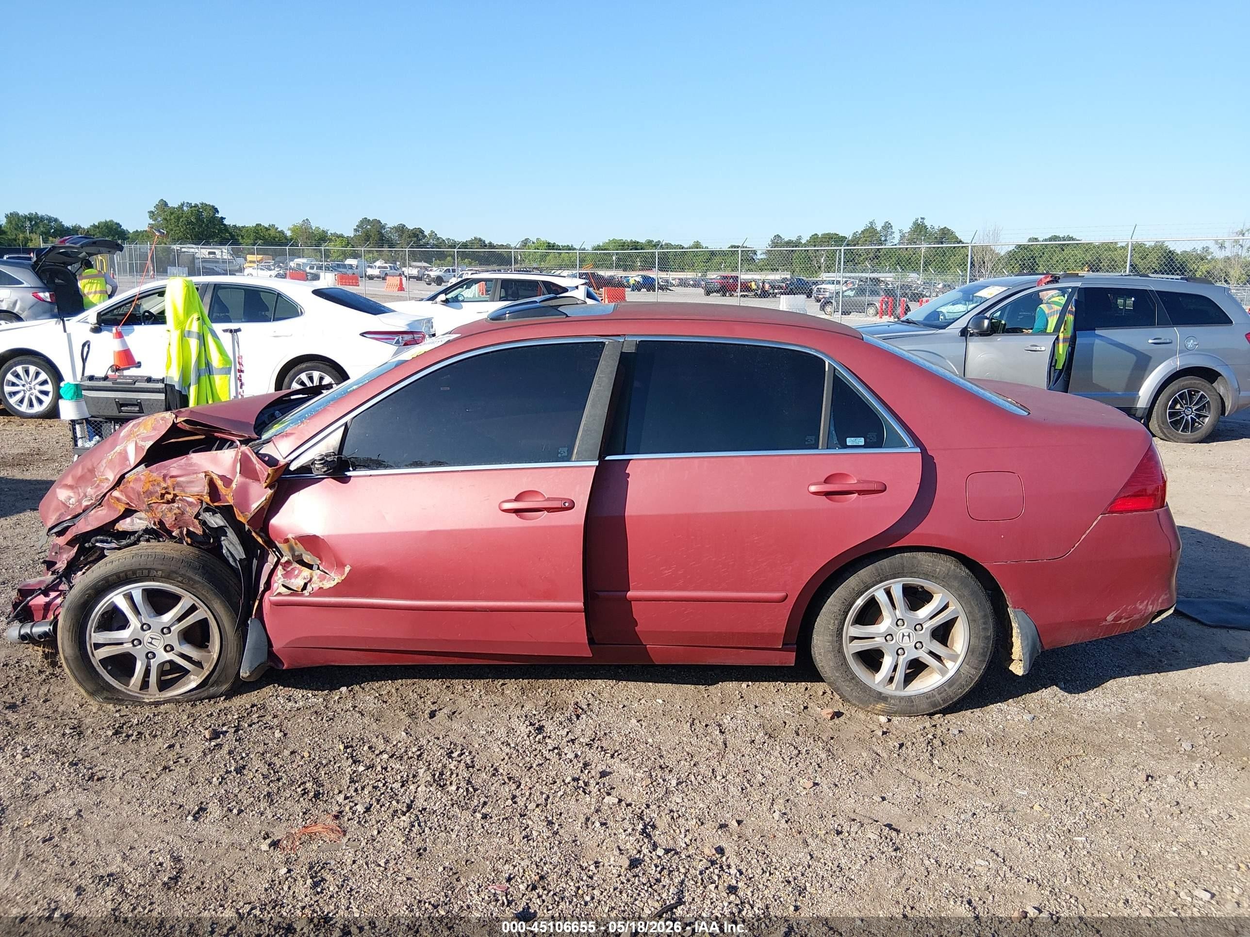 2007 Honda Accord 2.4 Ex Red vin: 1HGCM567X7A185909