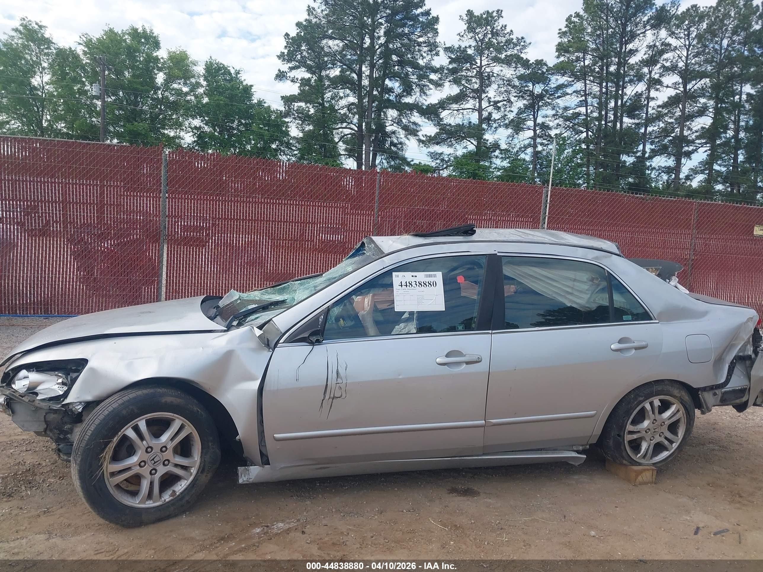 2007 Honda Accord 2.4 Ex Серебряный vin: 1HGCM567X7A200215