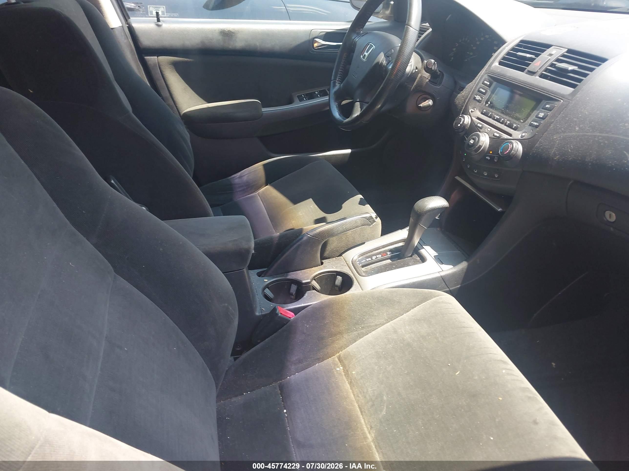 2007 Honda Accord 2.4 Ex White vin: 1HGCM567X7A806775