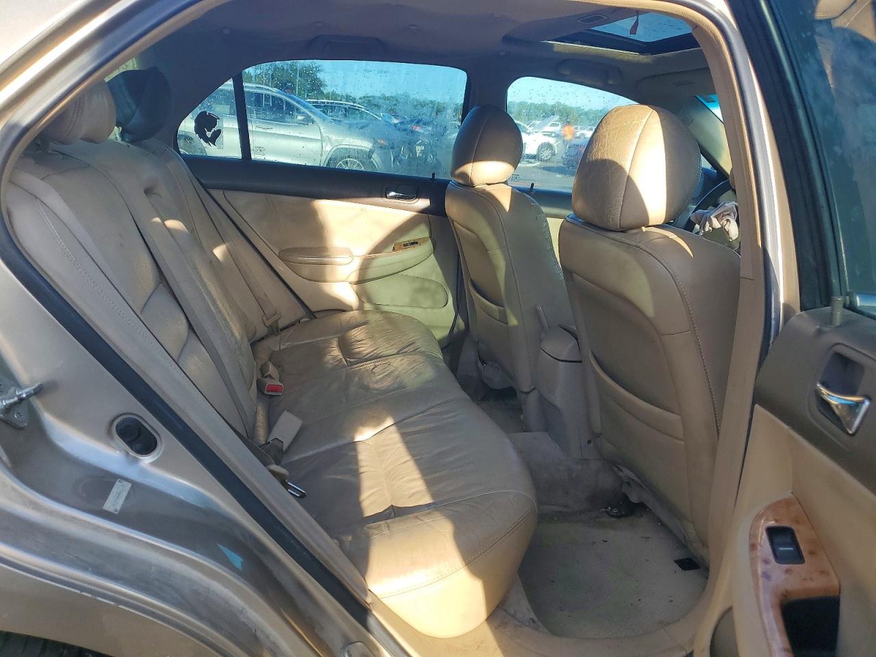 2004 Honda Accord Ex Beige vin: 1HGCM56804A001730