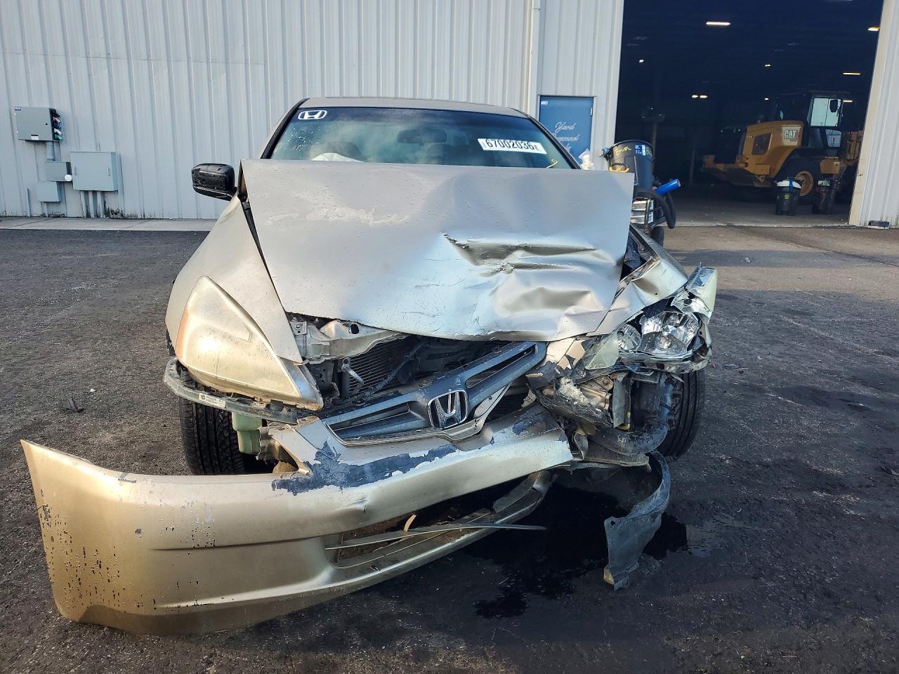 2004 Honda Accord Ex Beige vin: 1HGCM56804A001730